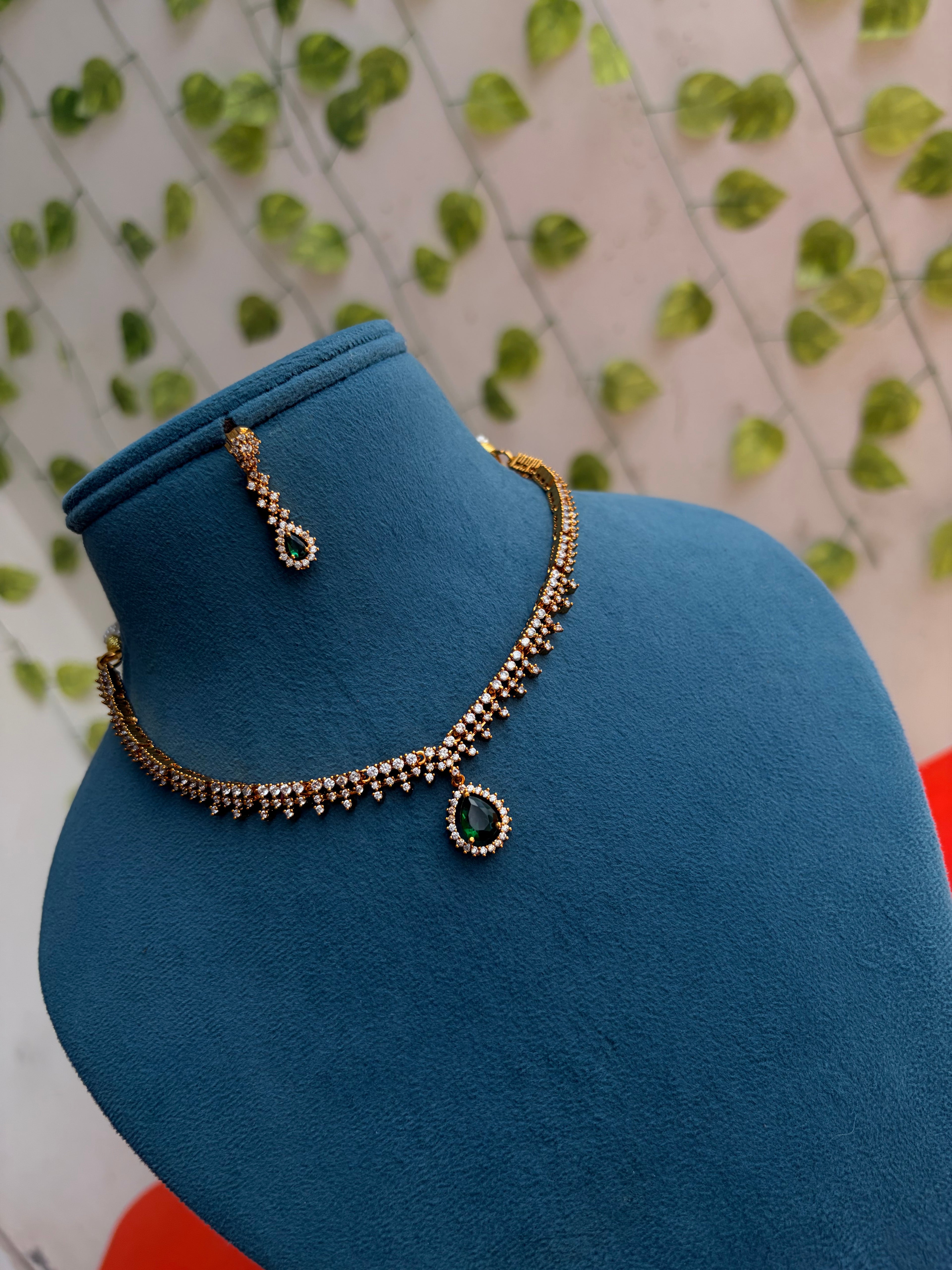 Drop pendant short Neckset with earrings - Ns863