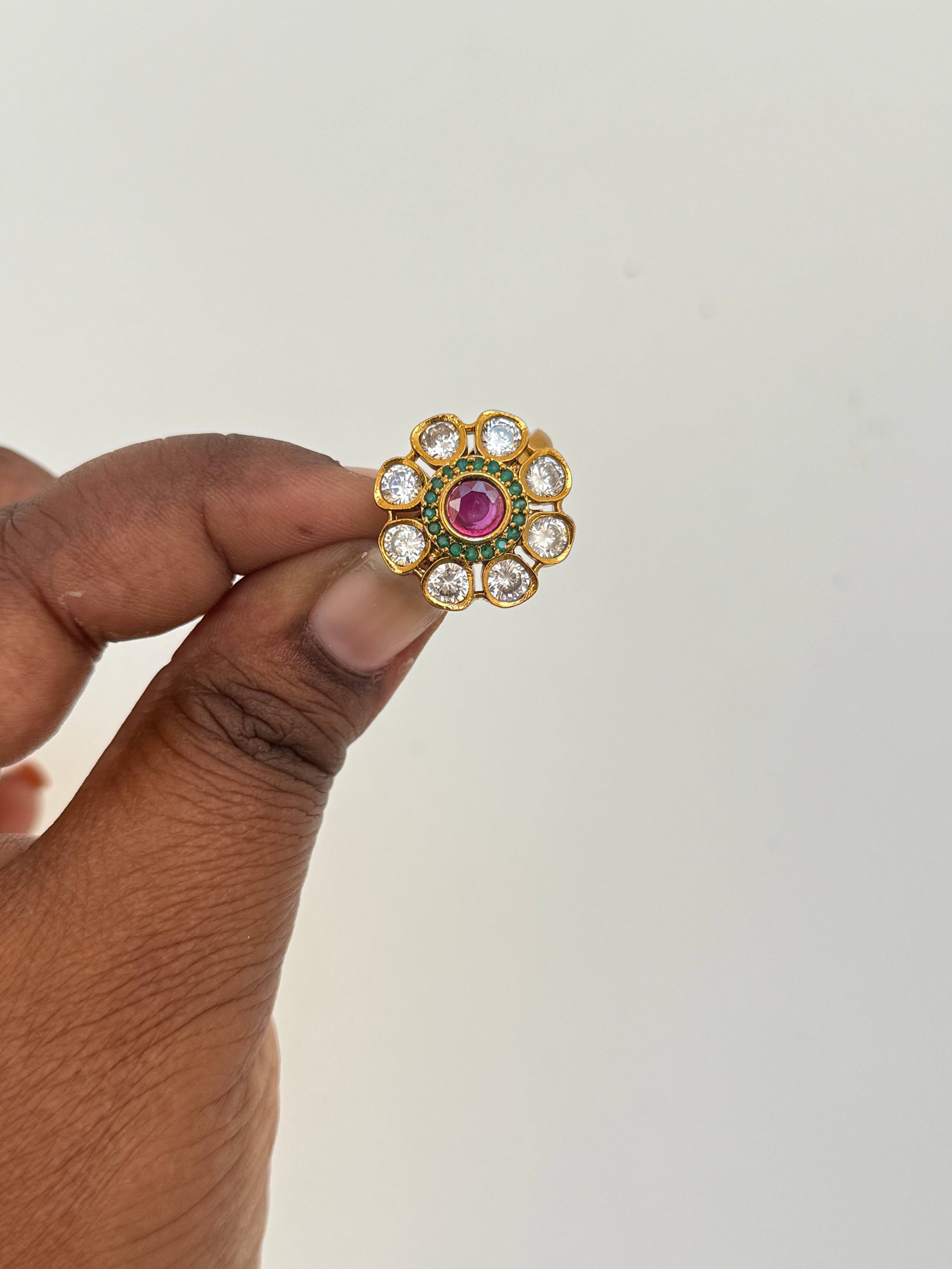 Rg211 adjustable finger ring