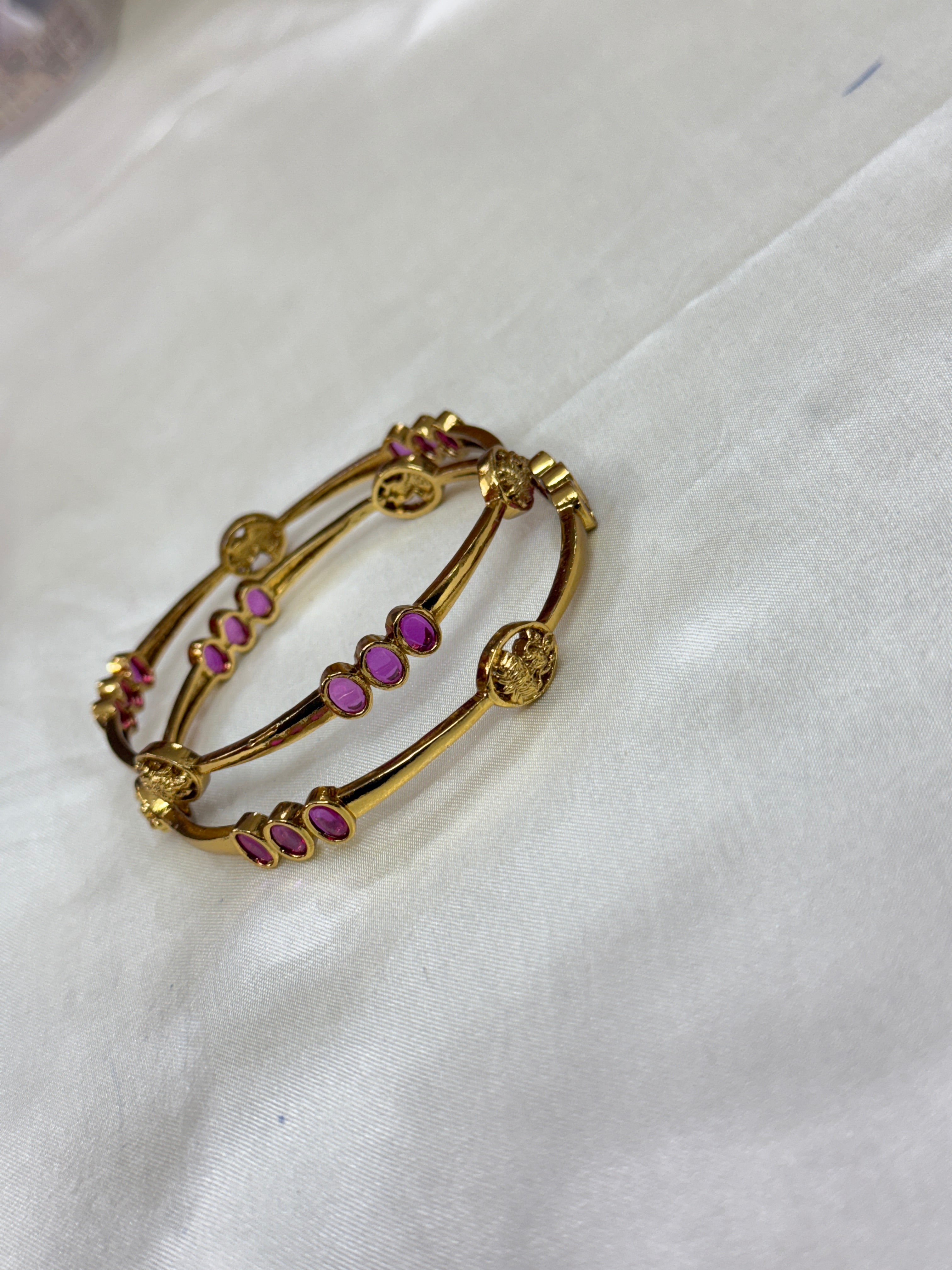Sb121 kemp lakshmi Devi bangles