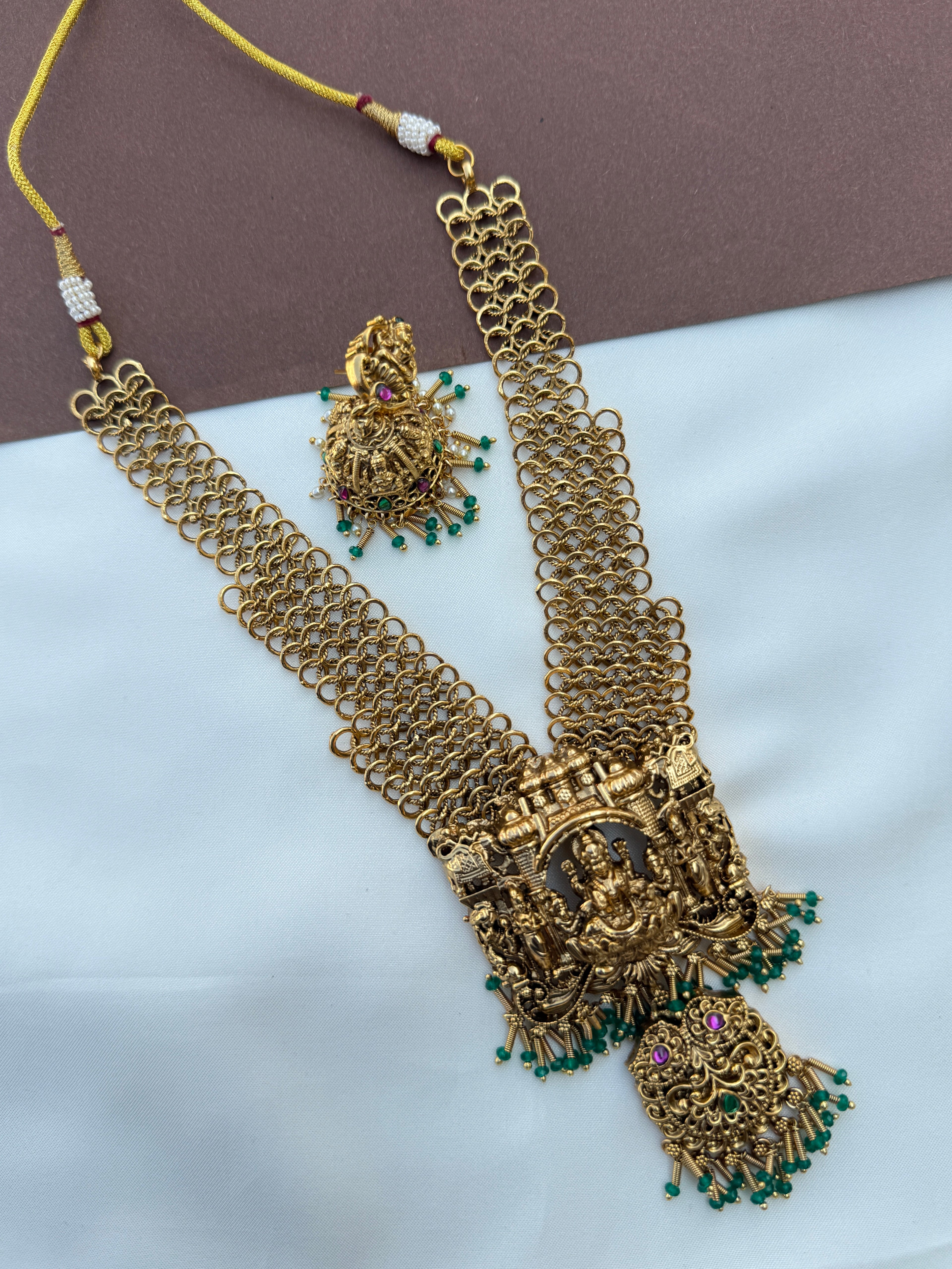 Ns648 nakshi jadau kundan  golden loop chain neckset