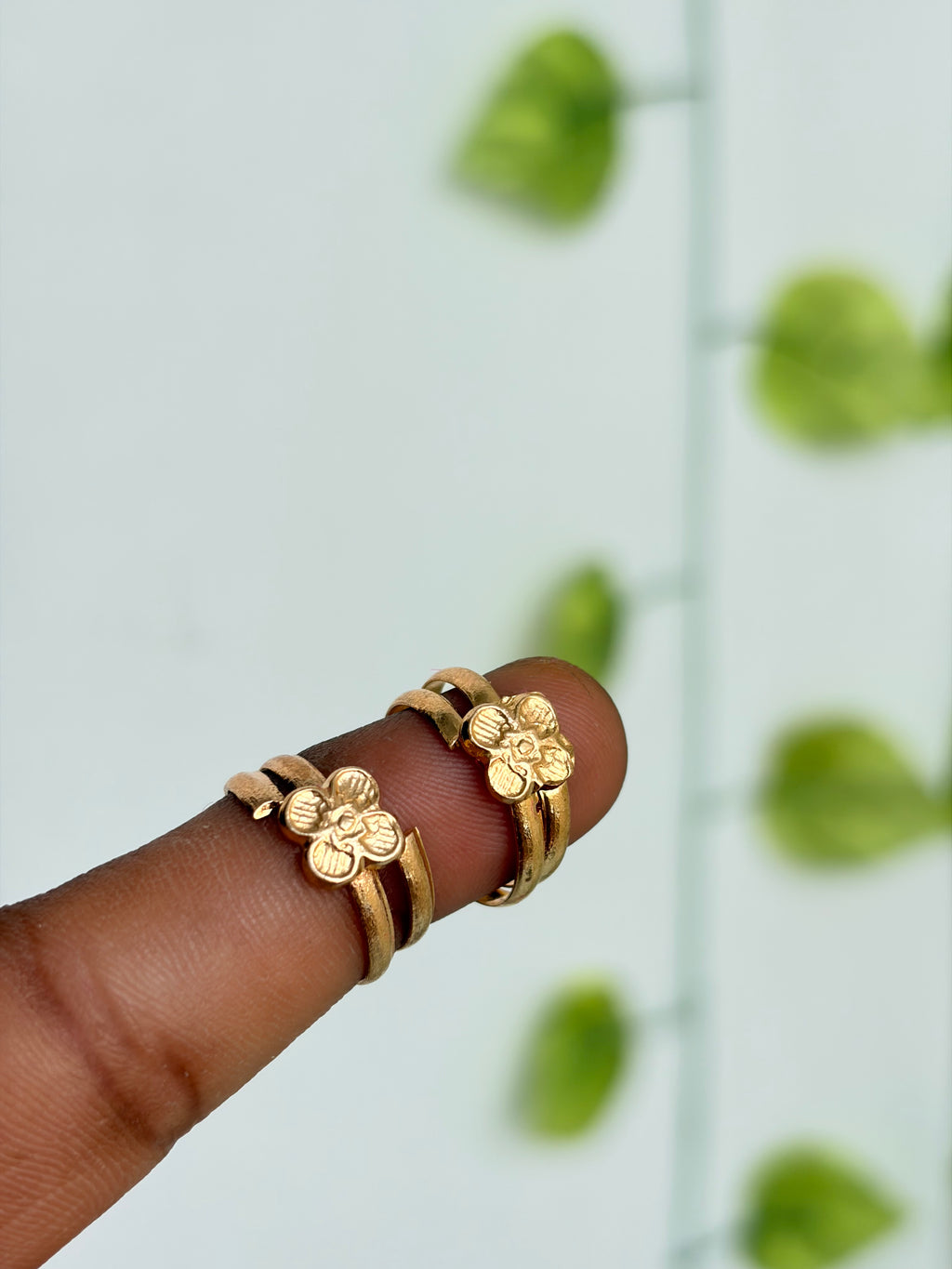 Panchaloham polished flower design toe rings Tr023