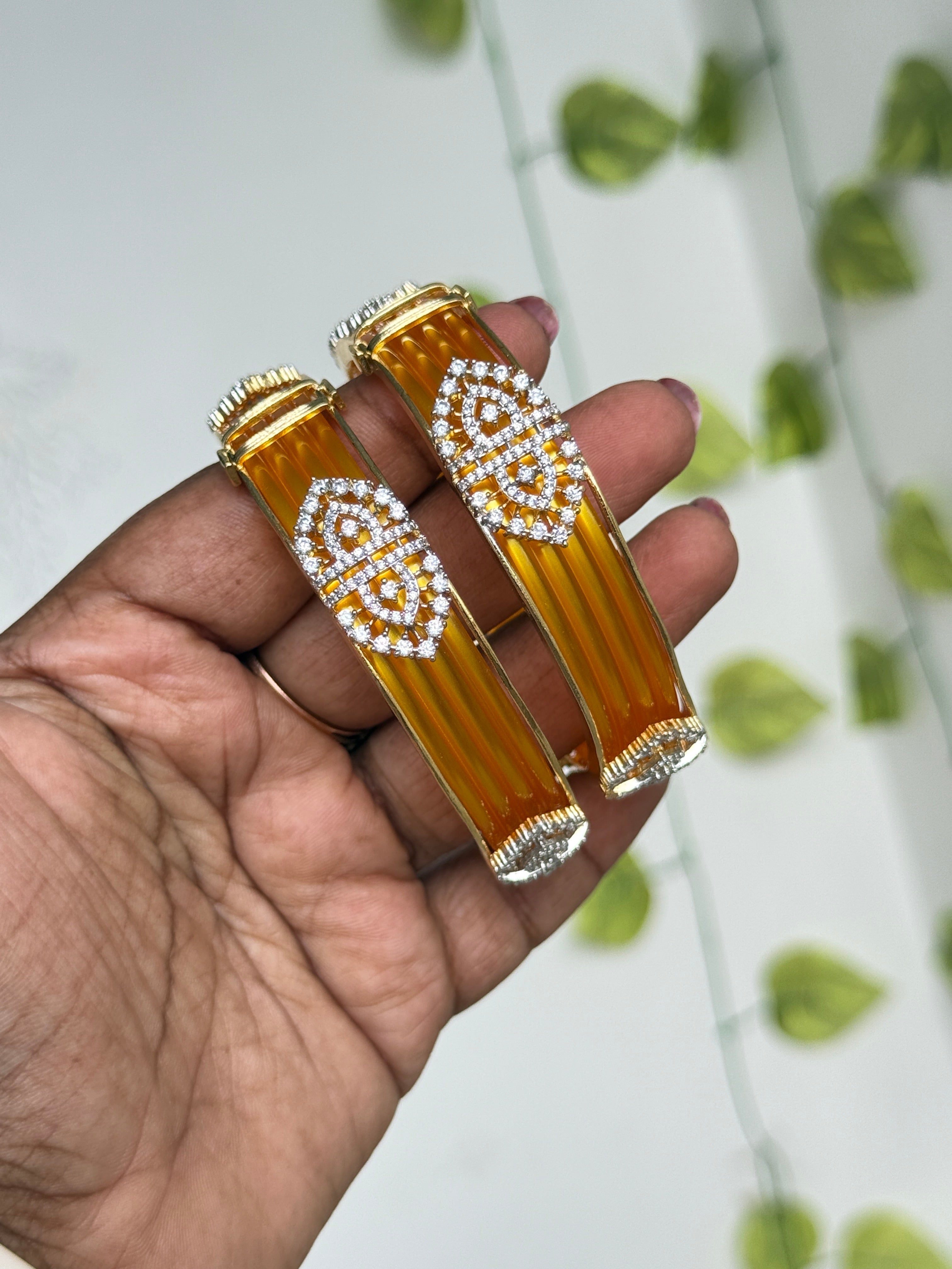 Sb660 changeable bangles.u can change into 10different colors