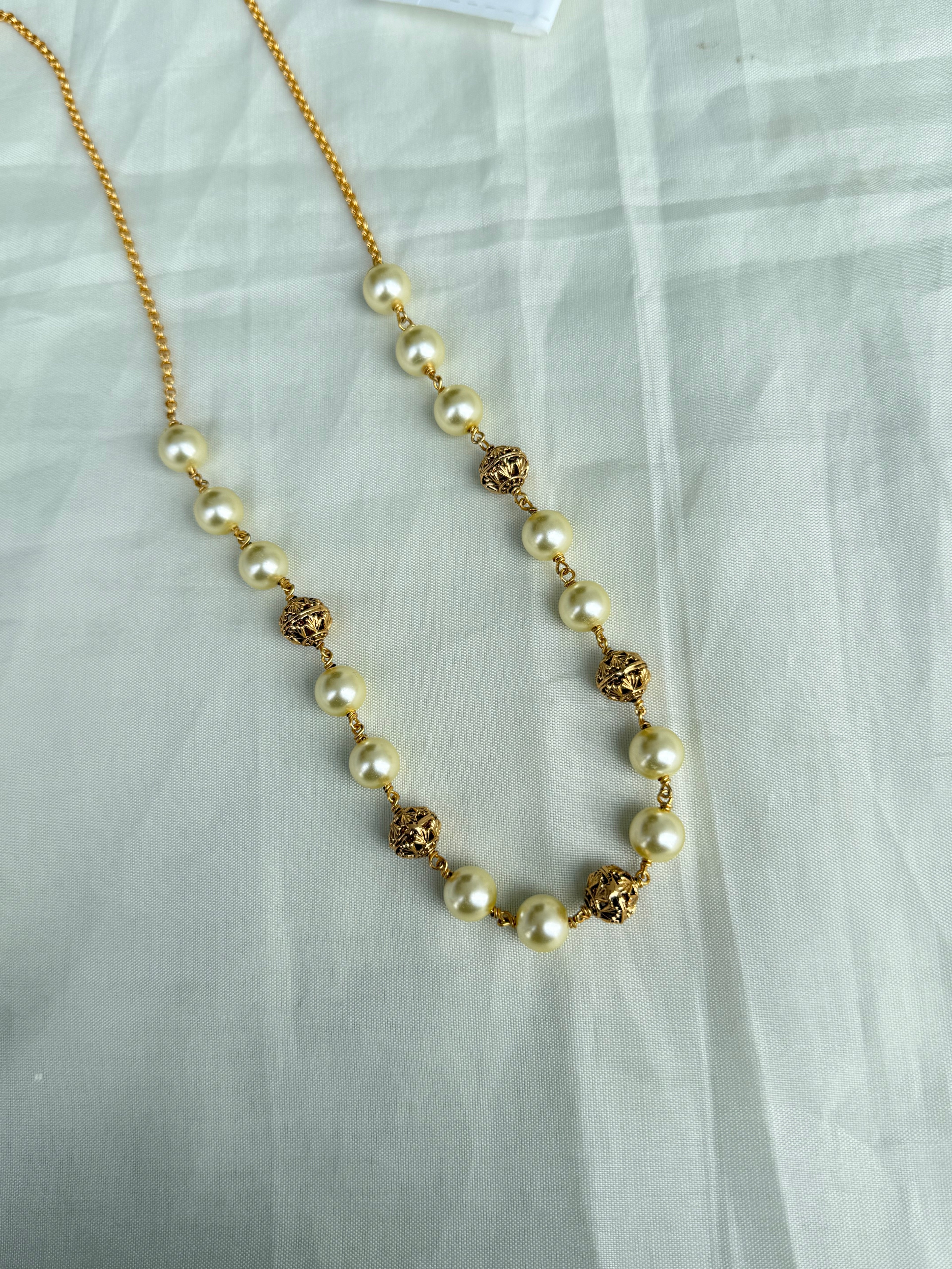 Nakshi balls with pearl single line chain