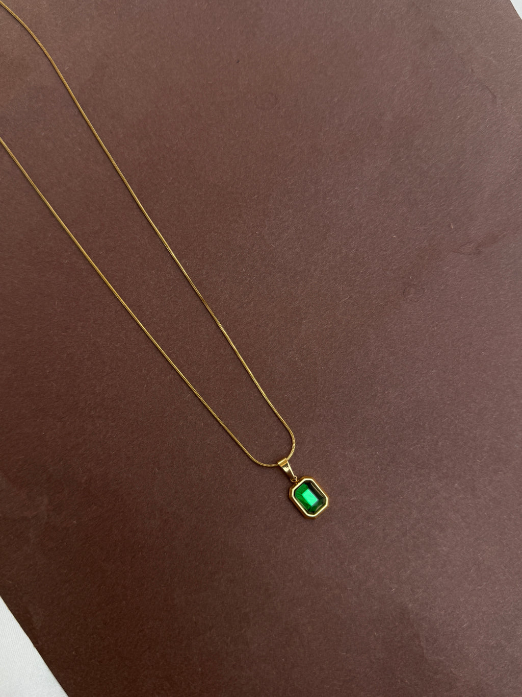 Dc026 anti tarnish daily wear locket chain