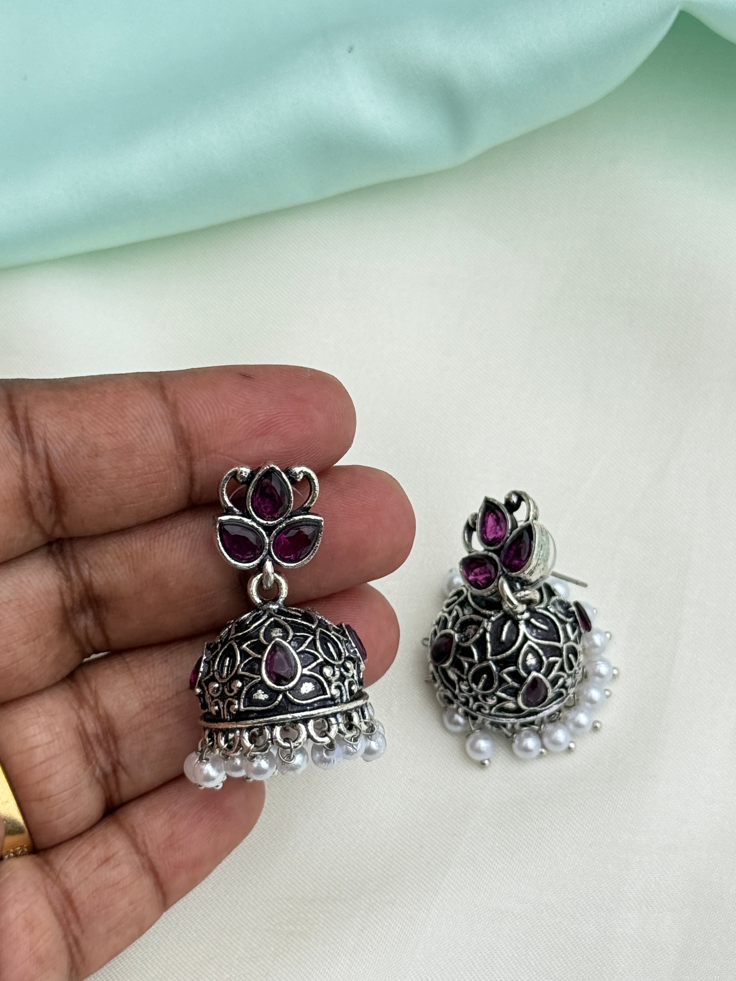 Er207 oxidised butta back push earings
