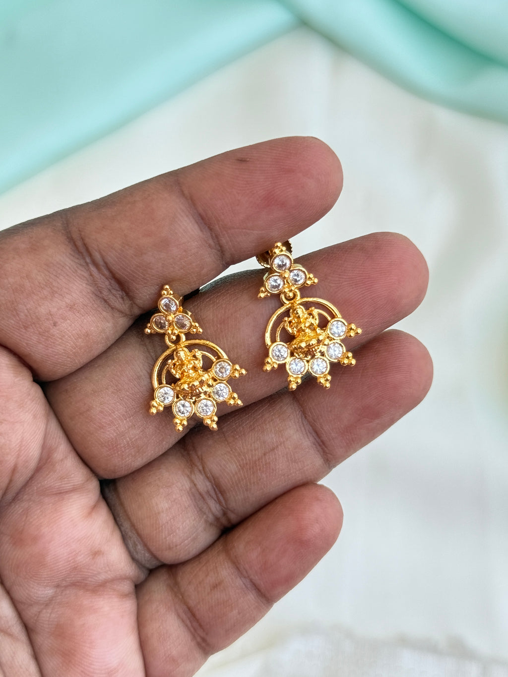 Ph503 panchaloham Lakshmidevi stones back screw earrings