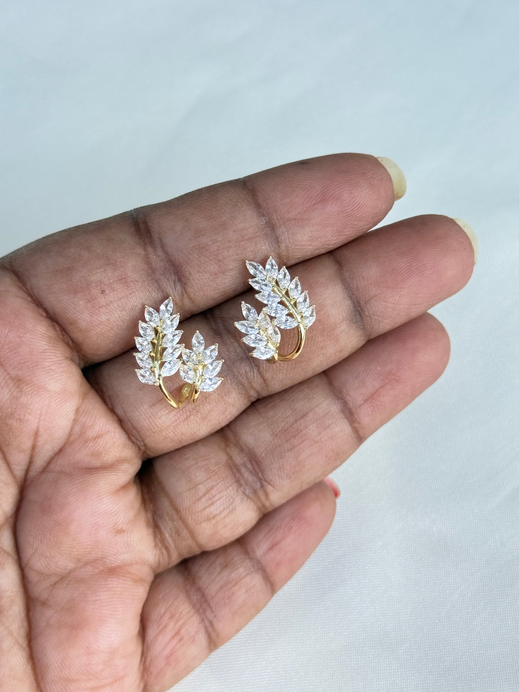 Se024 92.5 silver hallmark J-type studs