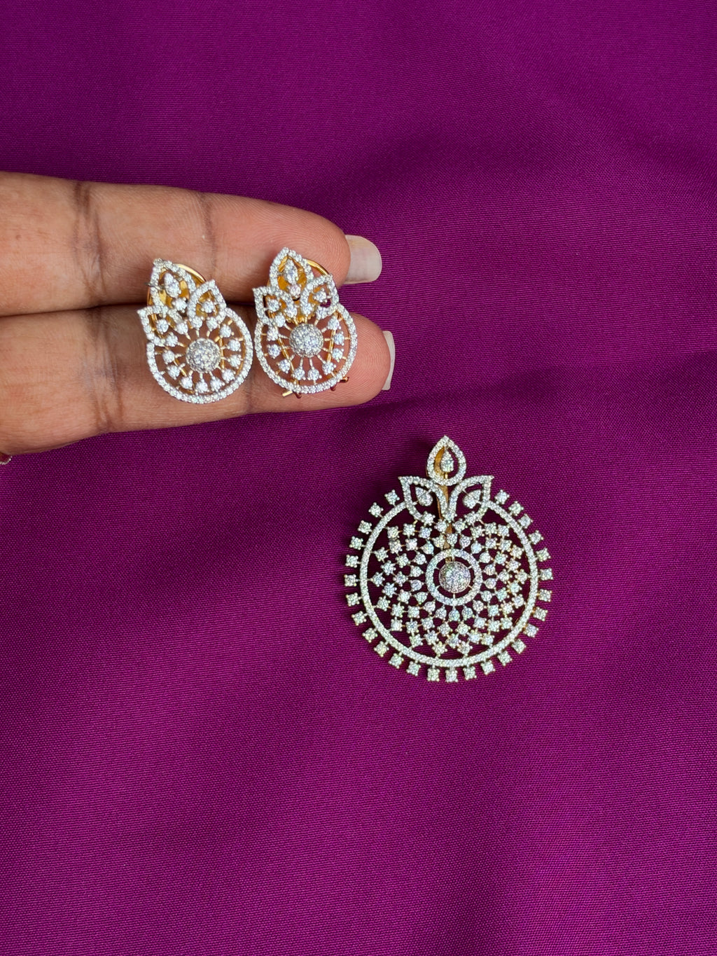 L032 diamond leaf stones design pendant with studs