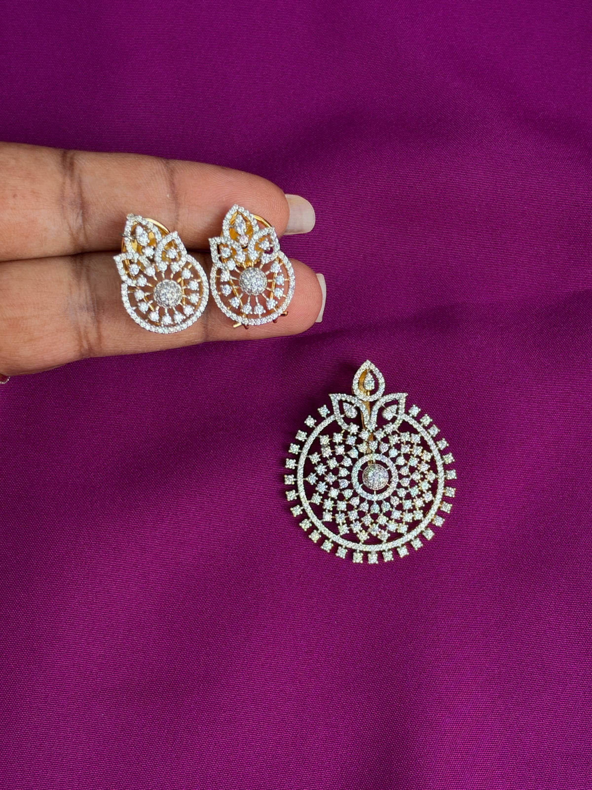 L032 diamond leaf stones design pendant with studs