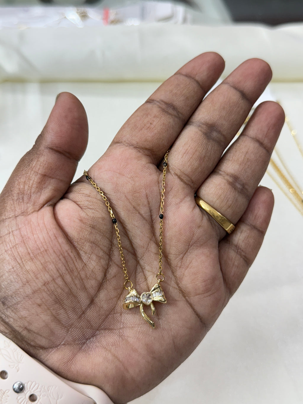 Bb039 Anti tarnish bow blackbeads
