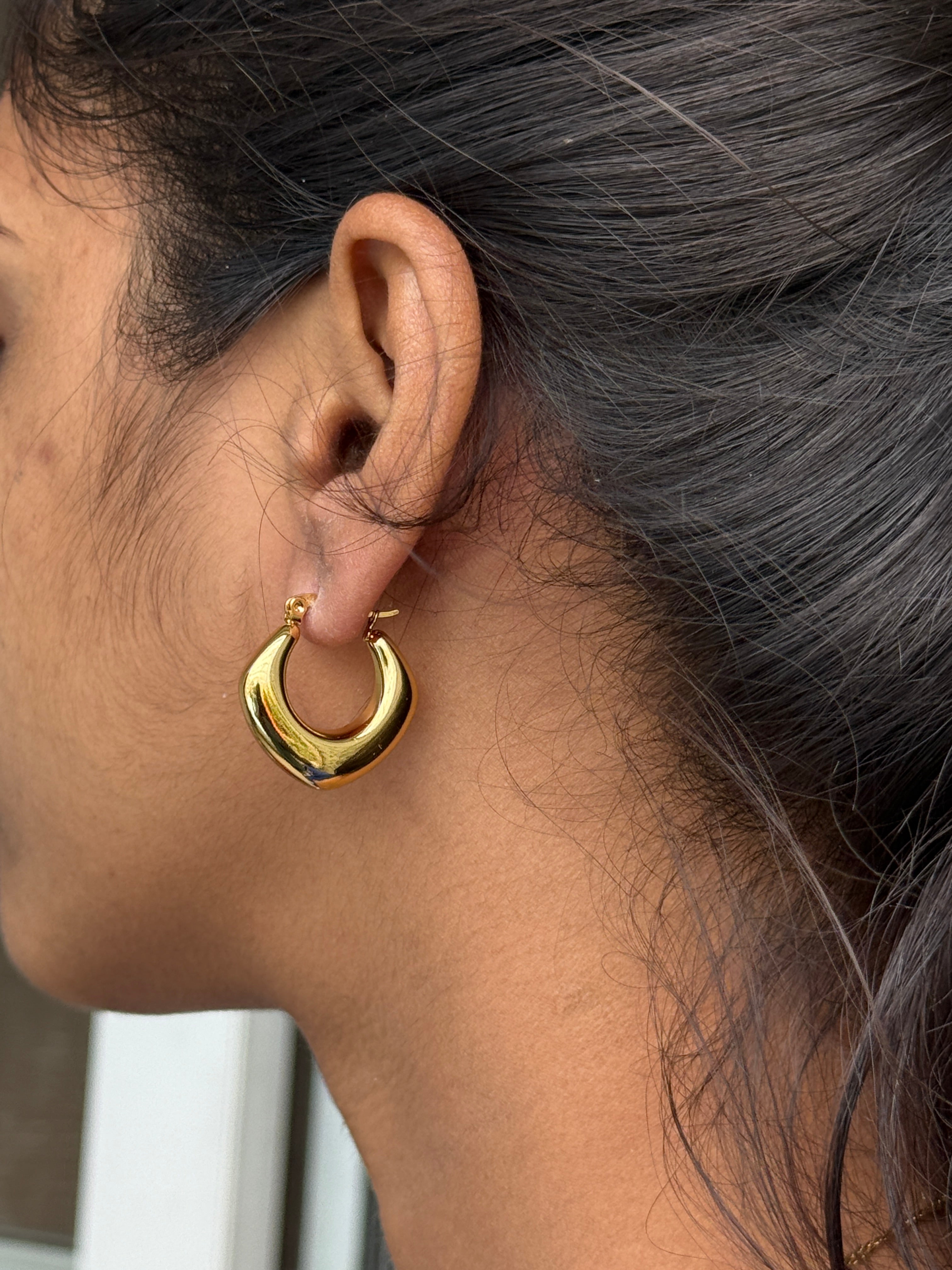 ST080 hoops earrings