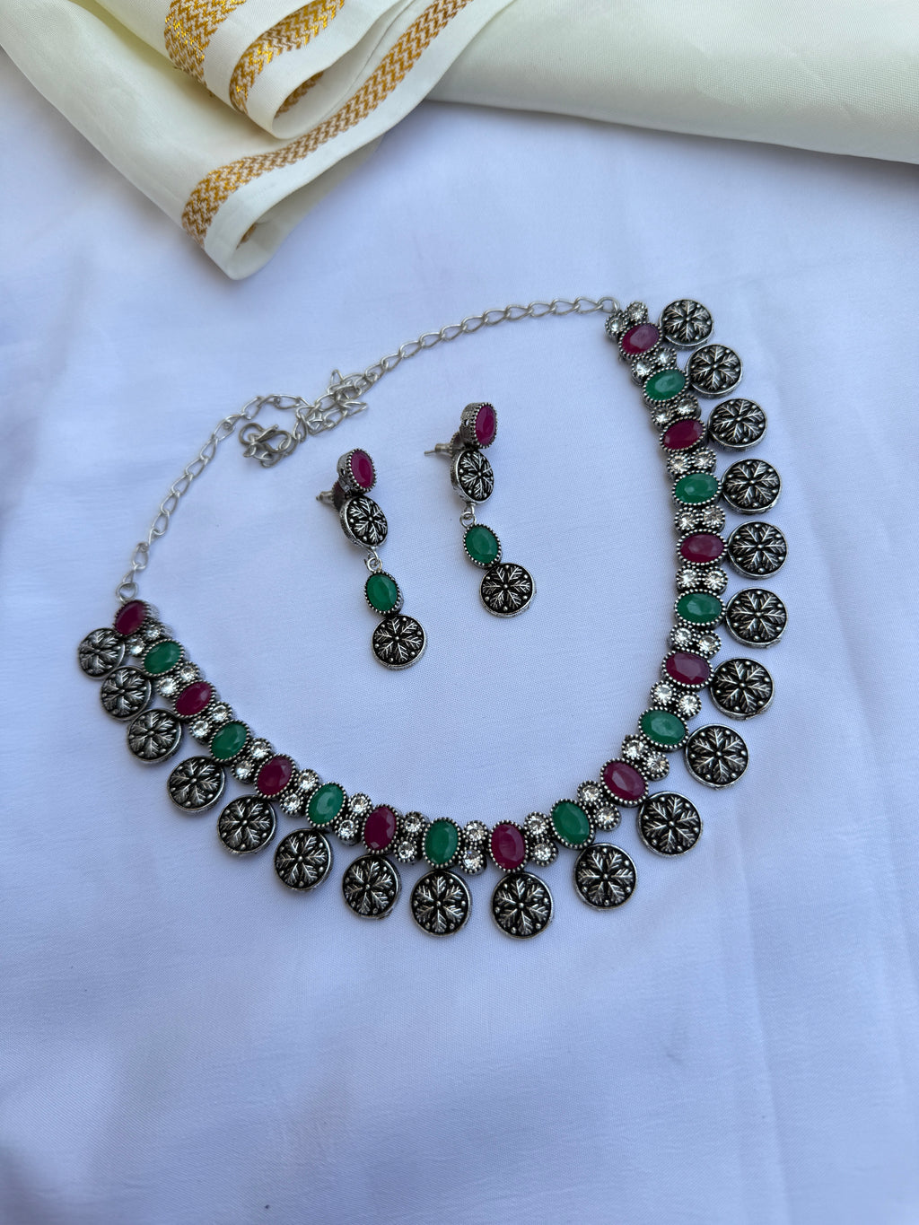 Ox106 beautiful multi Oxidised neckset