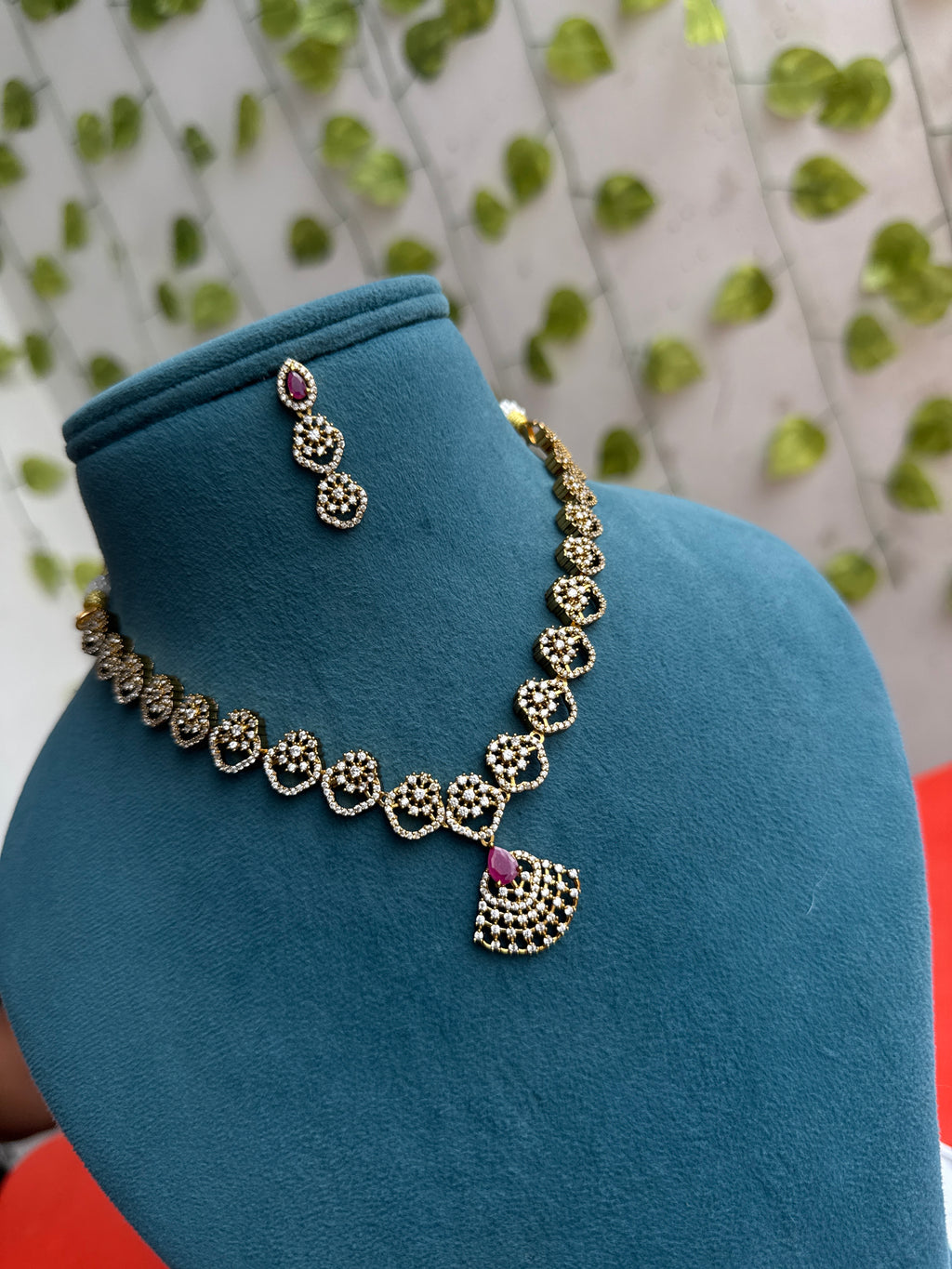 Ns871 cz flower stones short neckset with earrings