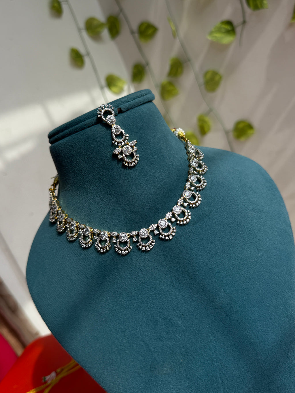 Crystal loop elegance choker neckset with earrings ns301