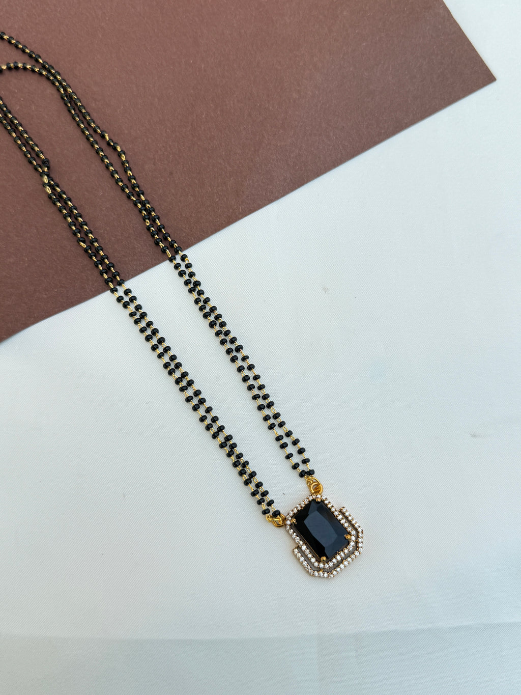 Bb105 18inches 2 lines square short blackbeads