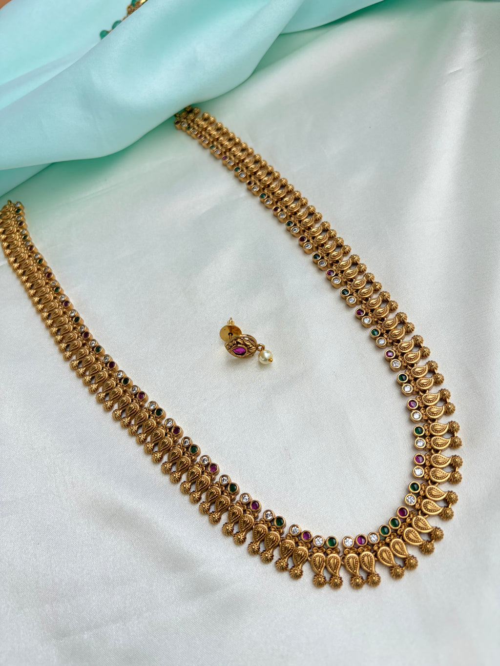Leaf type long haram with Pearl drops Earrings Ns907