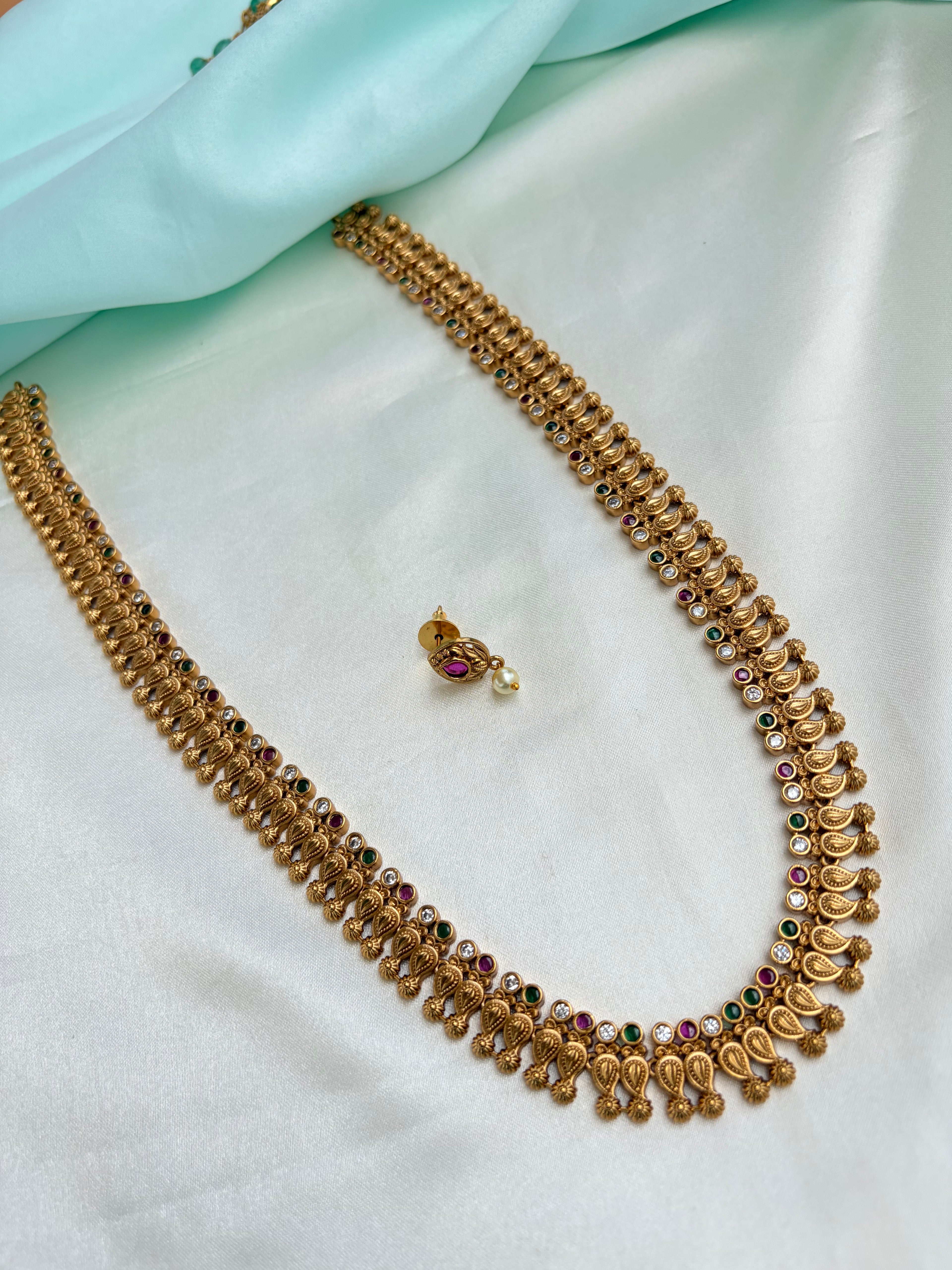 Leaf type long haram with Pearl drops Earrings Ns907