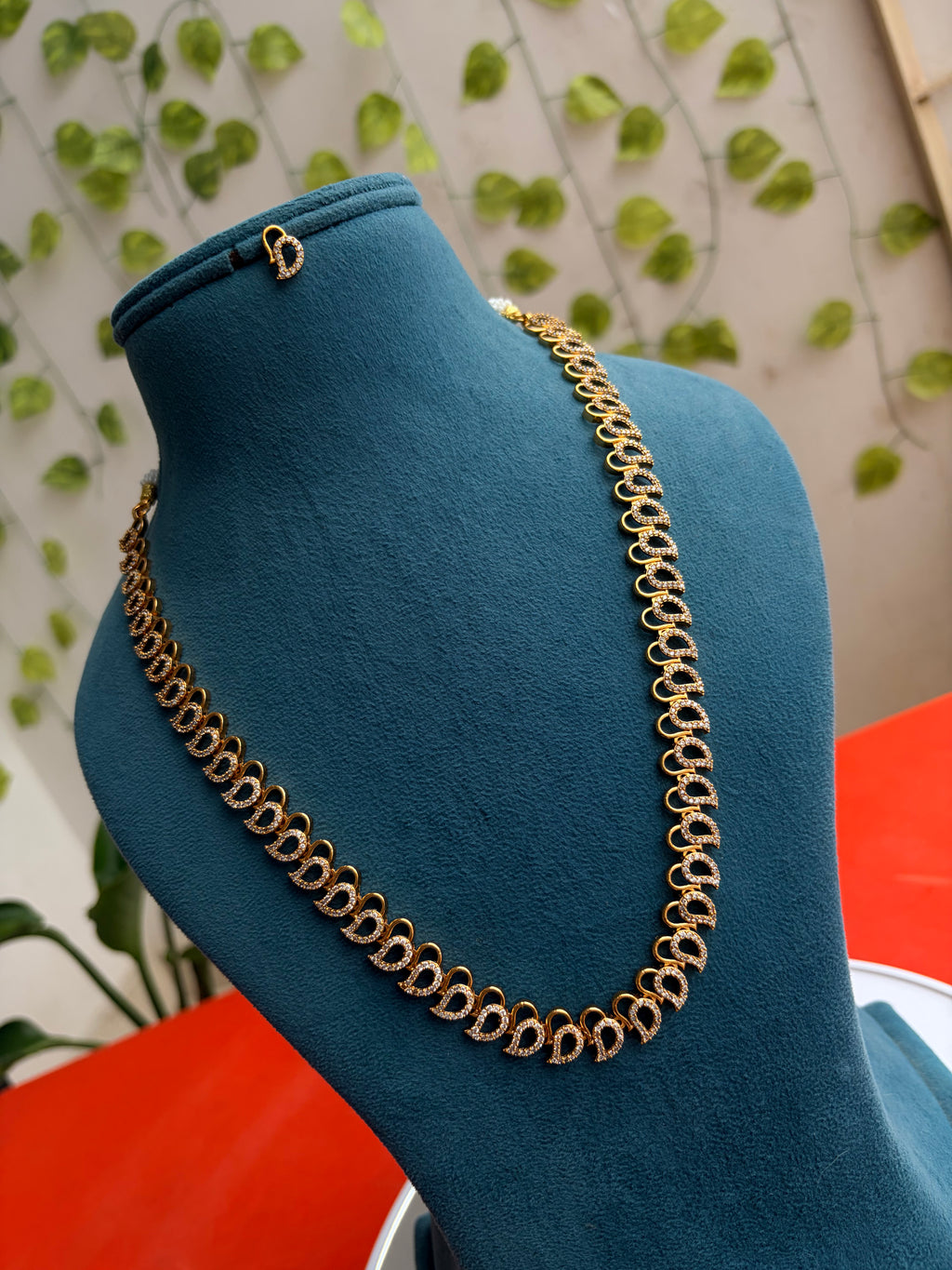 Simple Cz 3/4 Neckset with Earrings Ns939