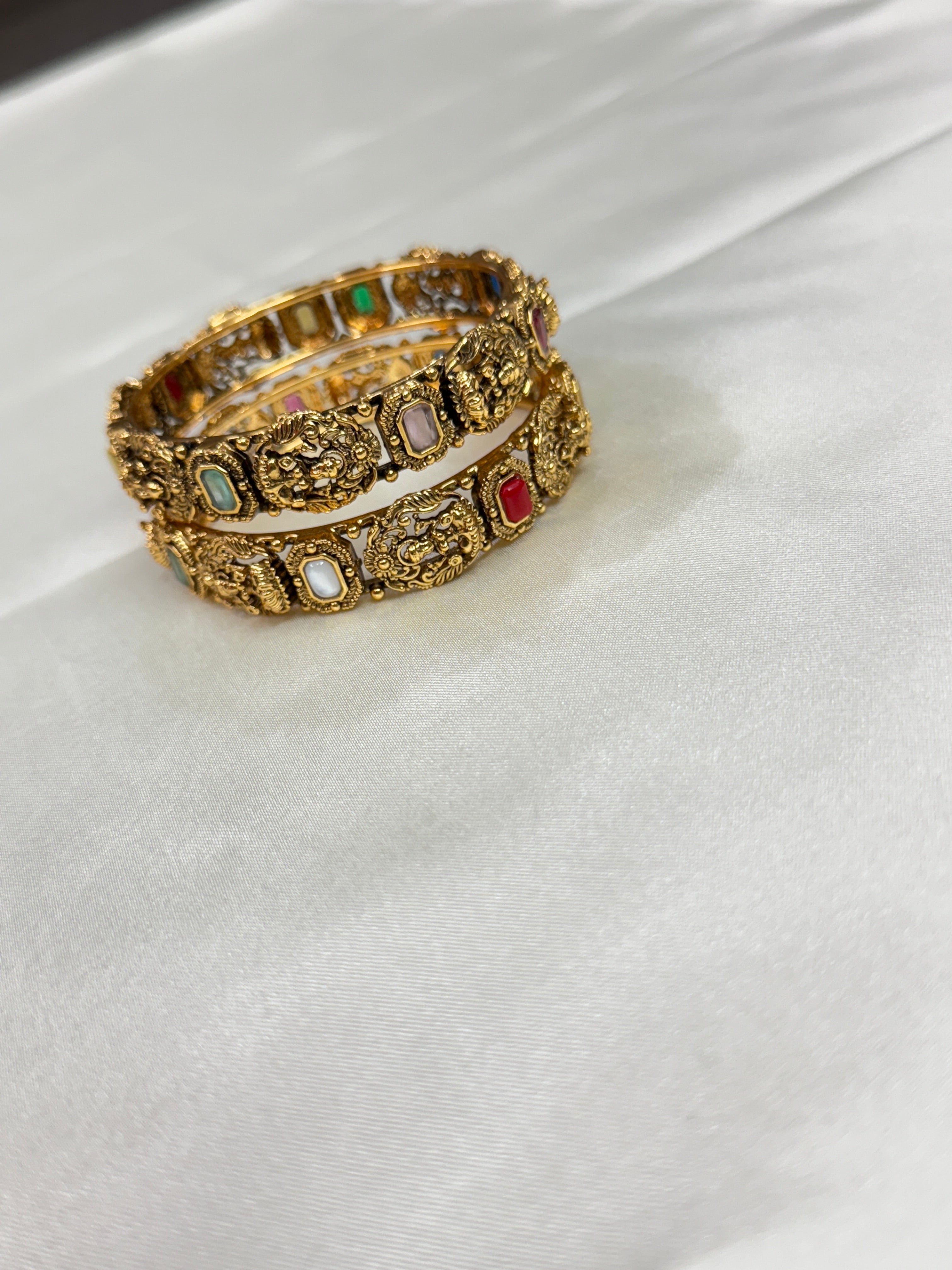 Sb107 Lakshmi Devi navarathan bangles