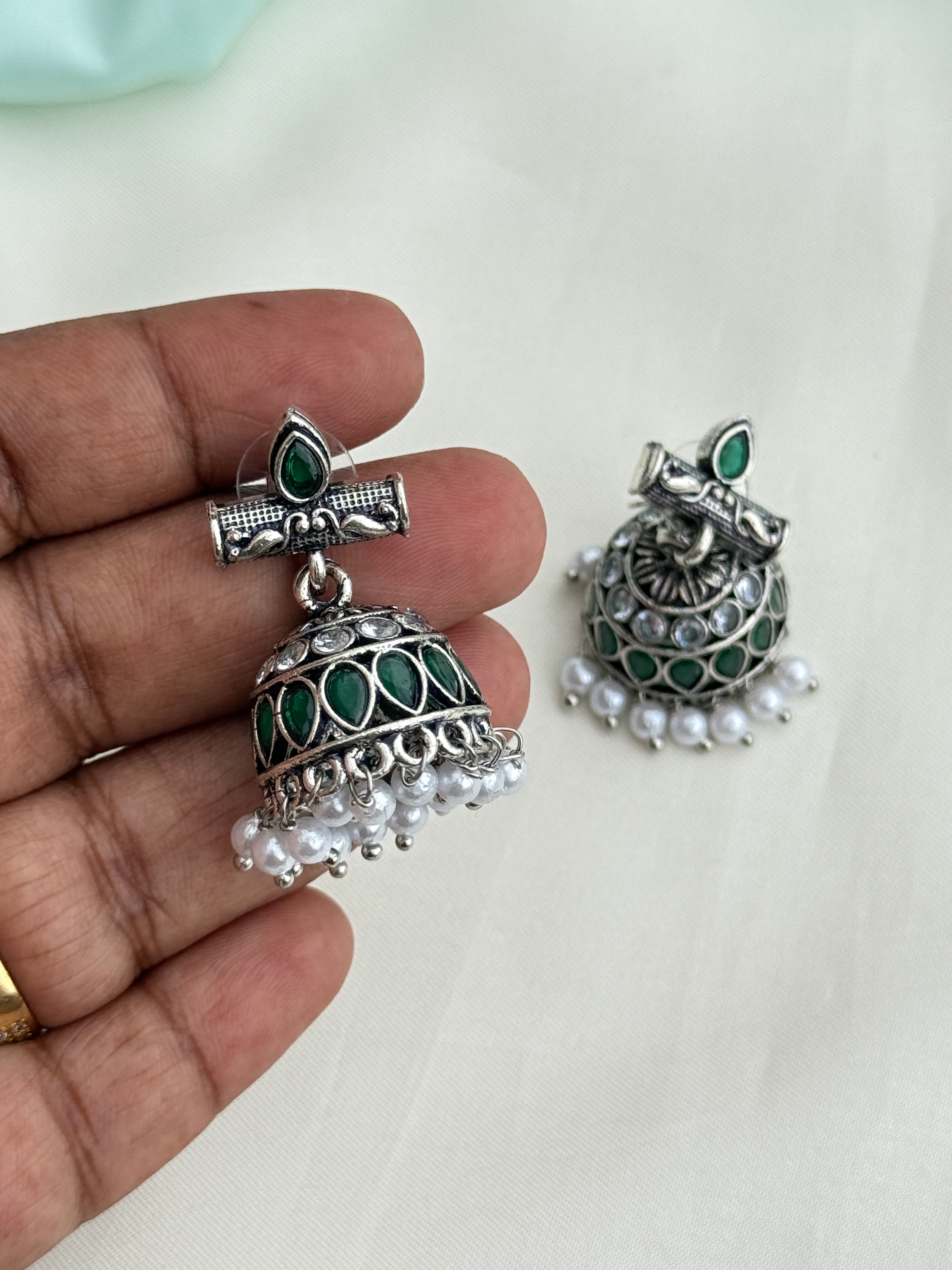 Er209 oxidised butta back push earrings