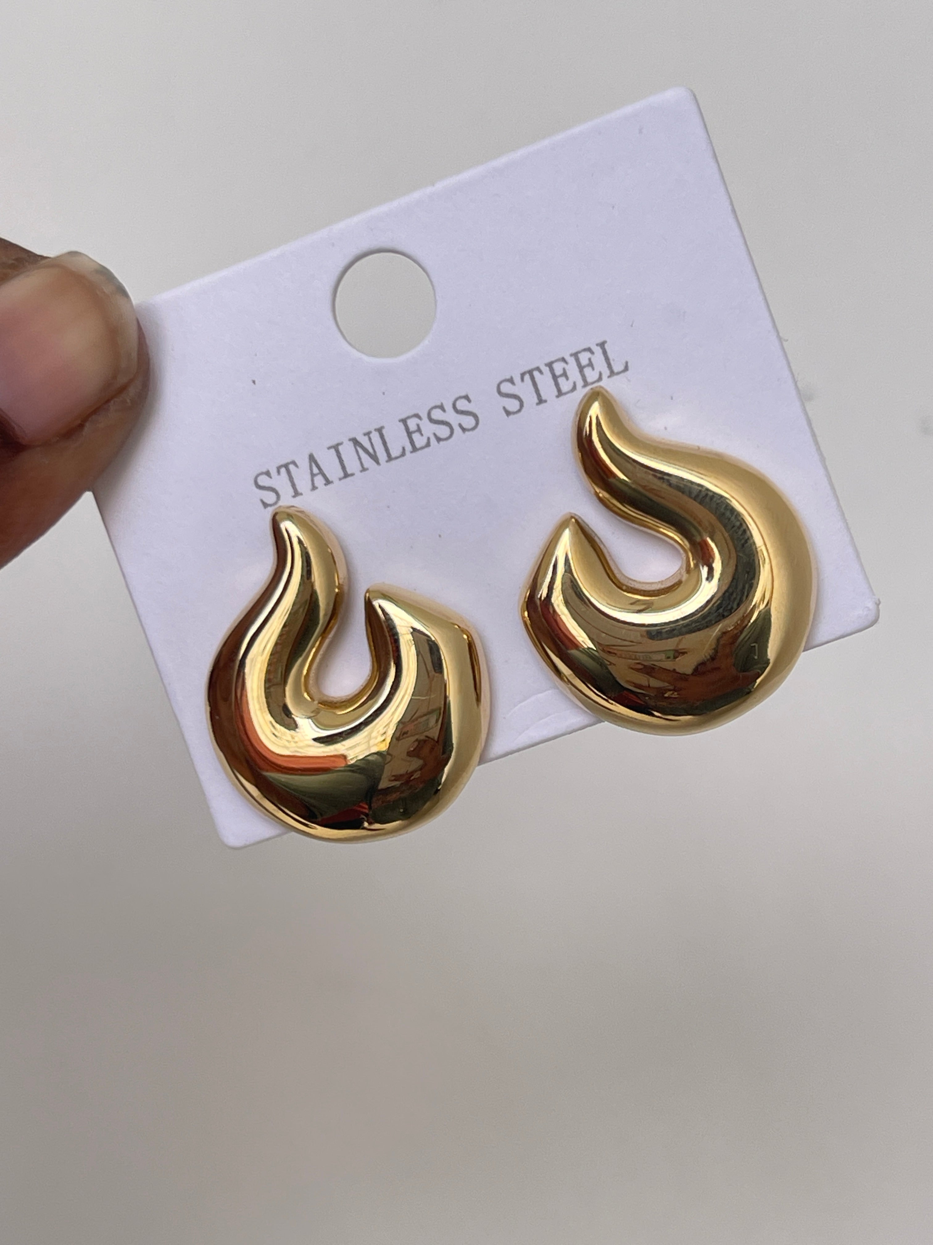 U shape Western earrings