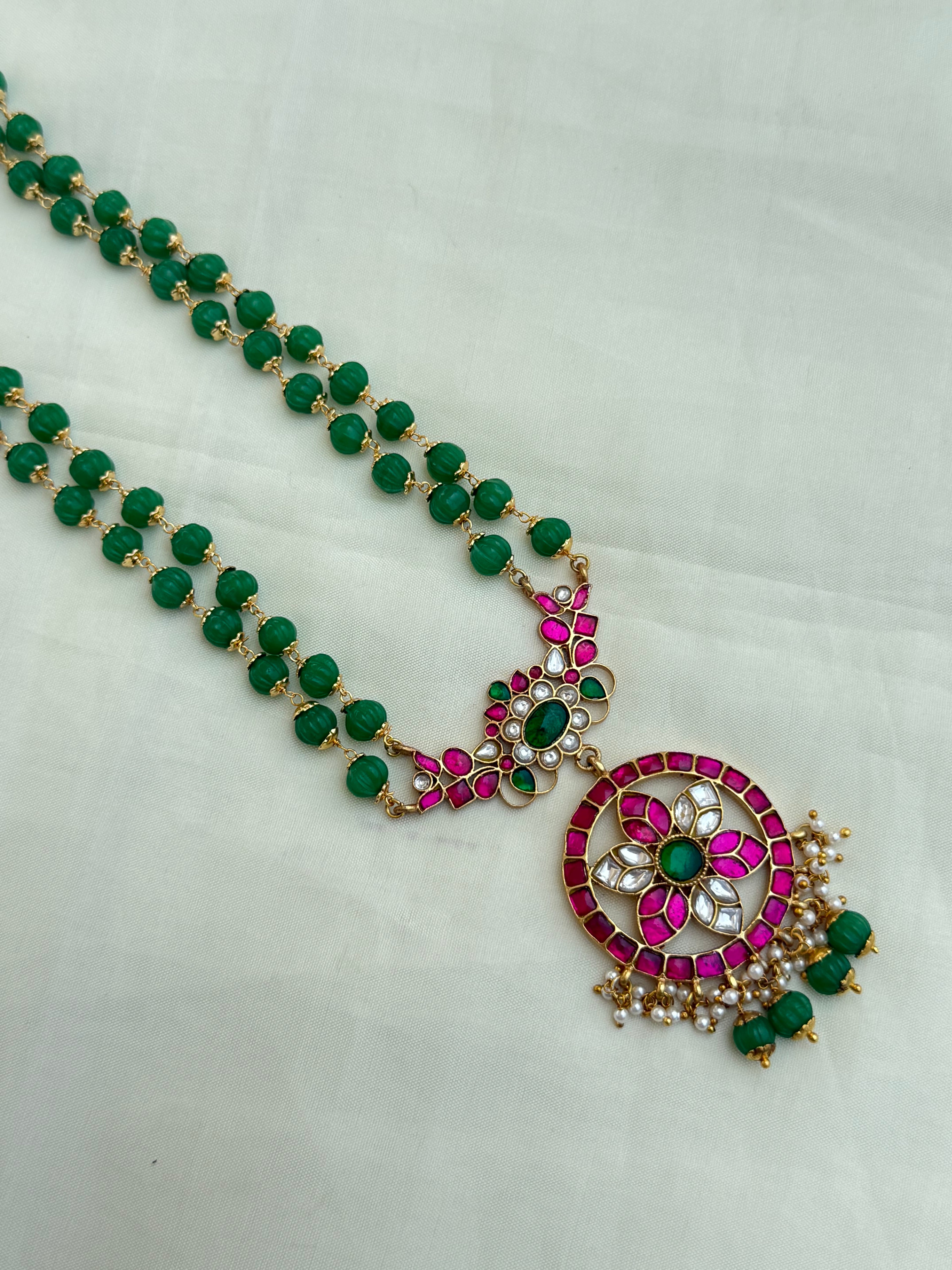 Jk008 2 lines pumpkin beads with jadau Kundan pendant