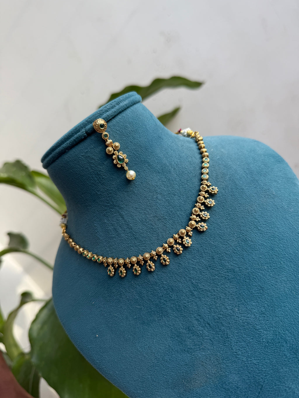 Ns477 simple green neckset