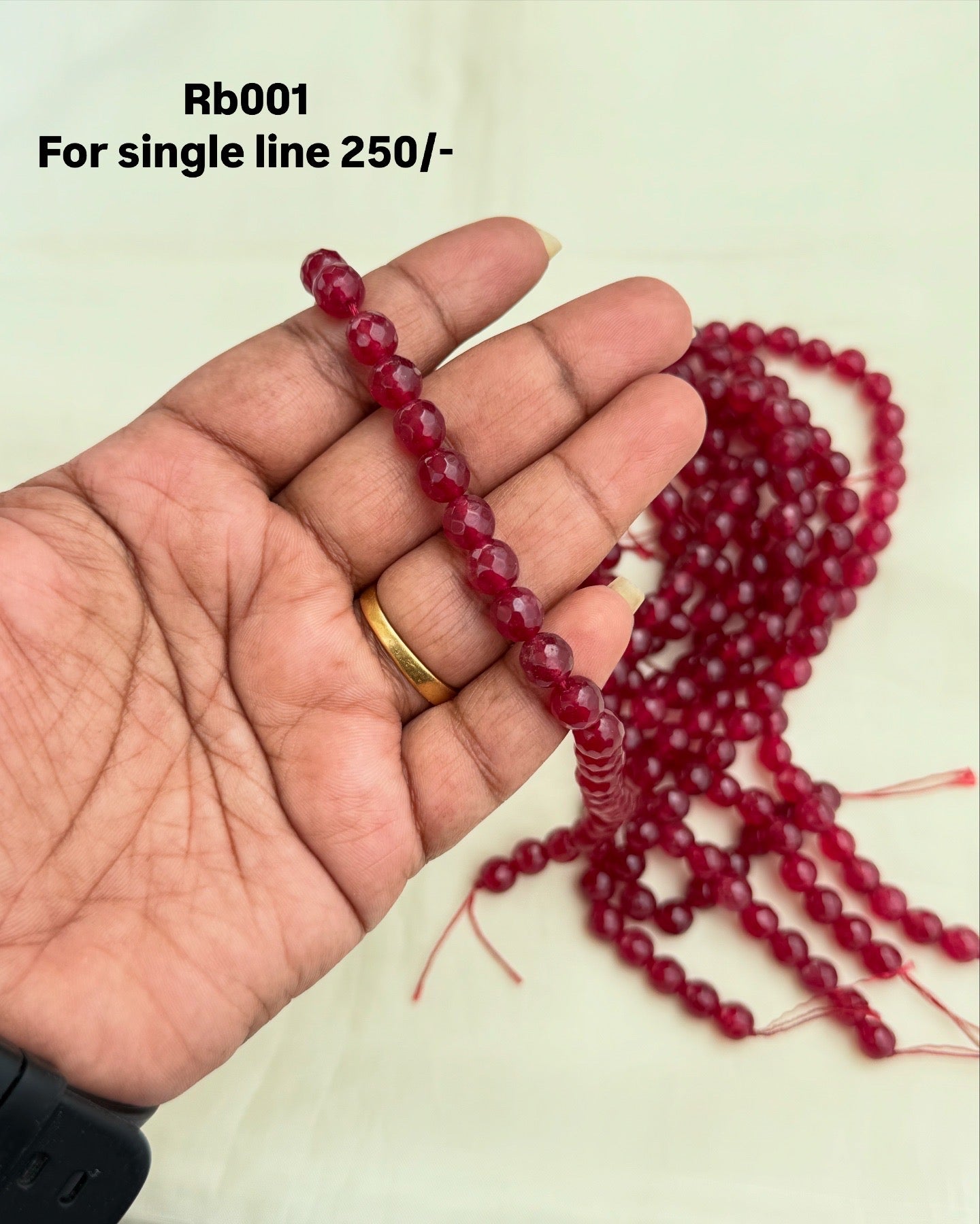 Rb001 onex beads in ruby and green..! Single line(250/-)