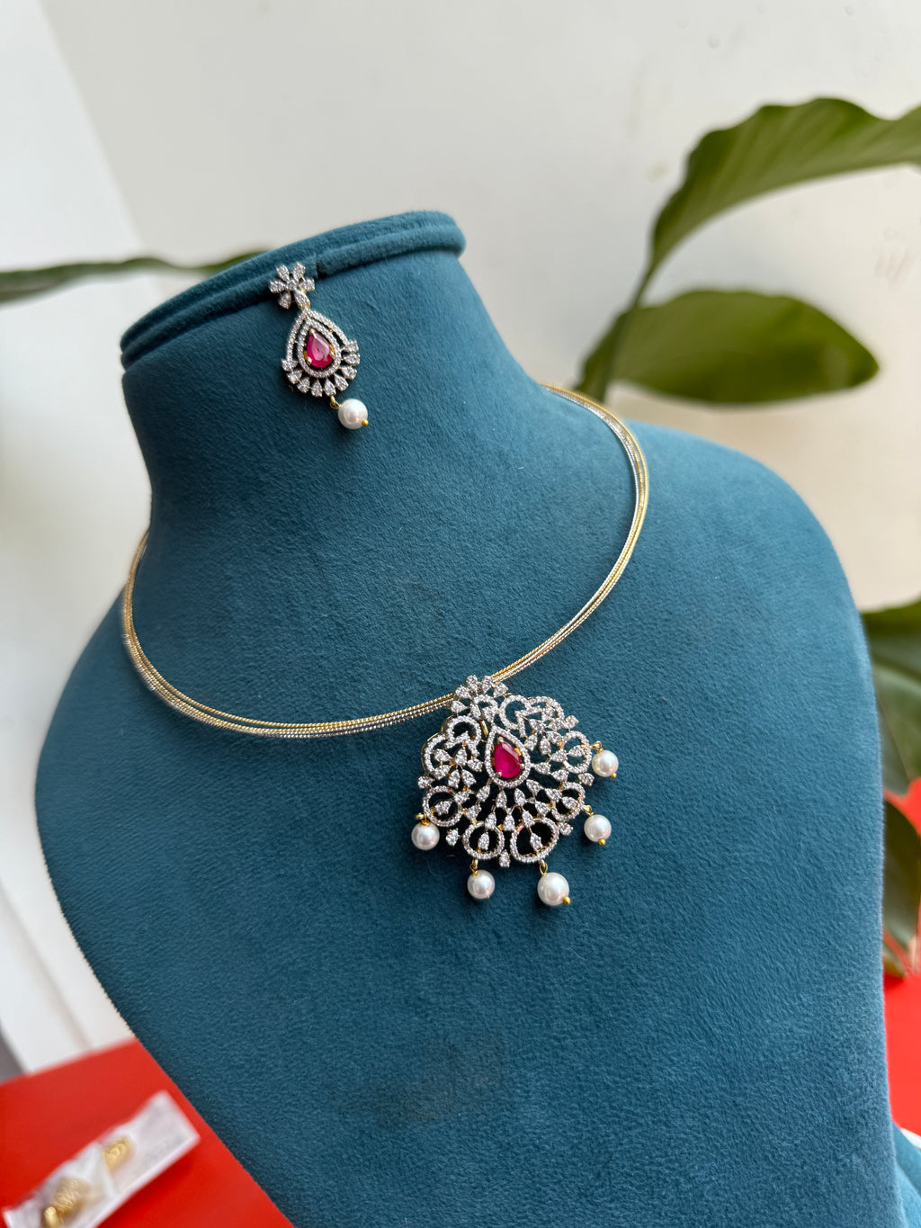 Hs001 gold silver hasli with diamond finish pendant