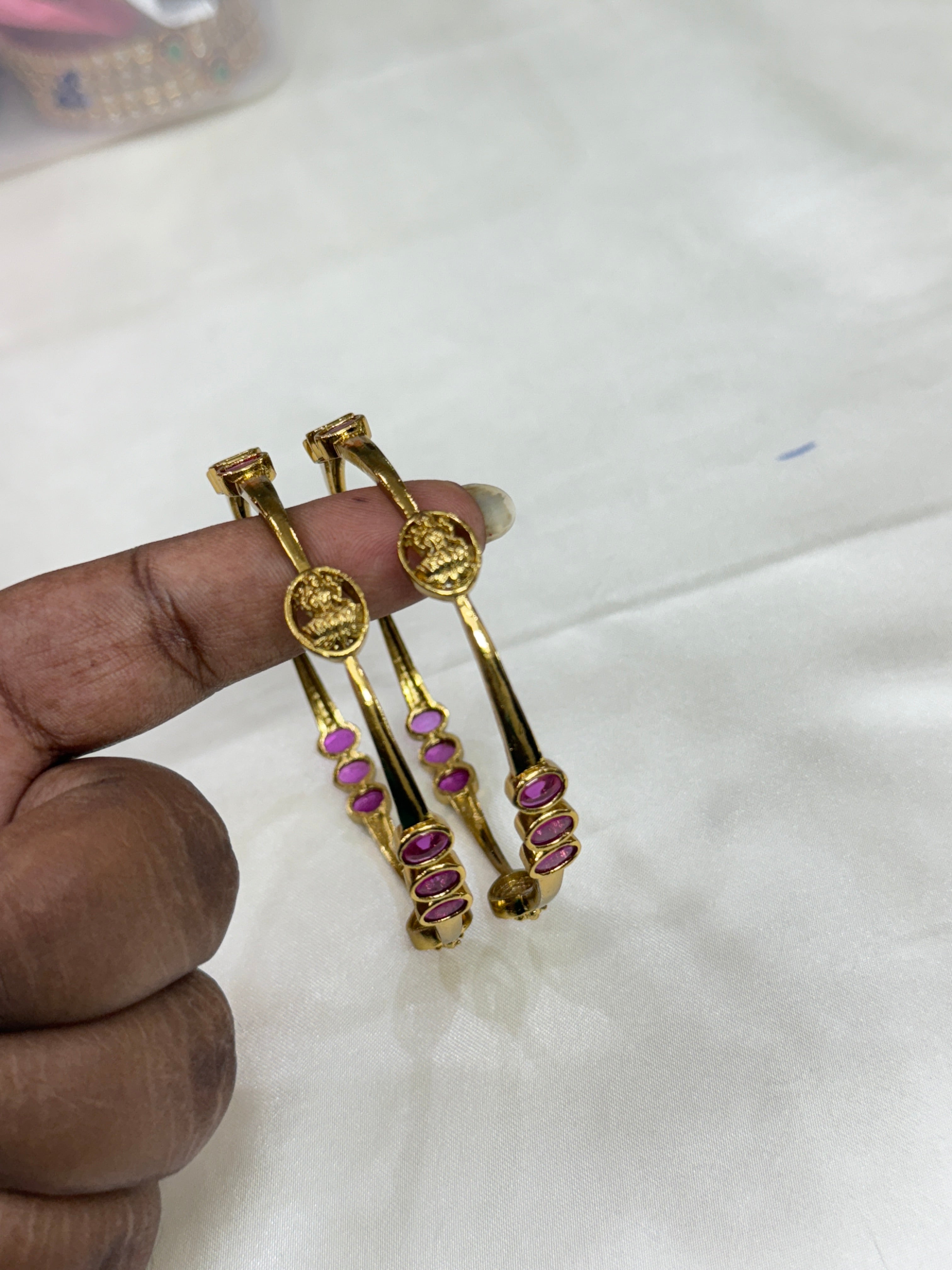 Sb121 kemp lakshmi Devi bangles