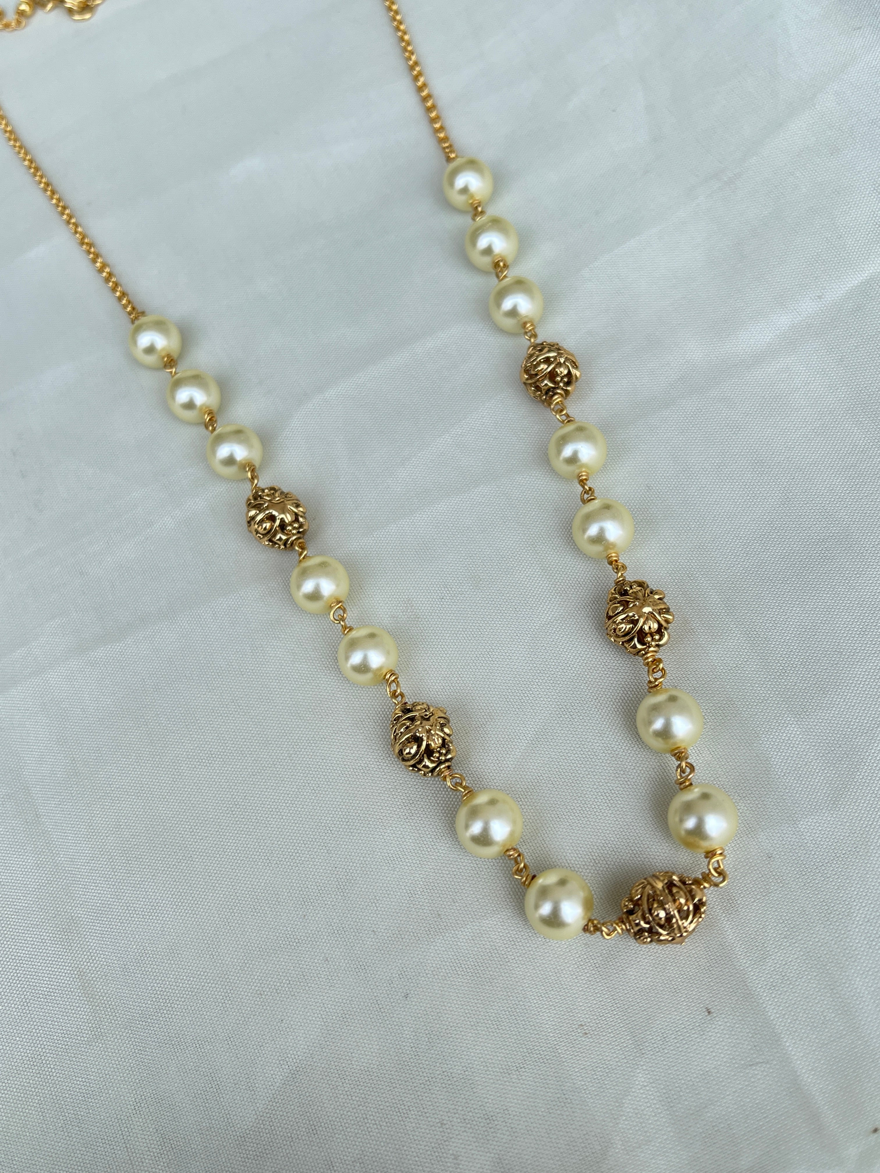 Nakshi balls with pearl single line chain