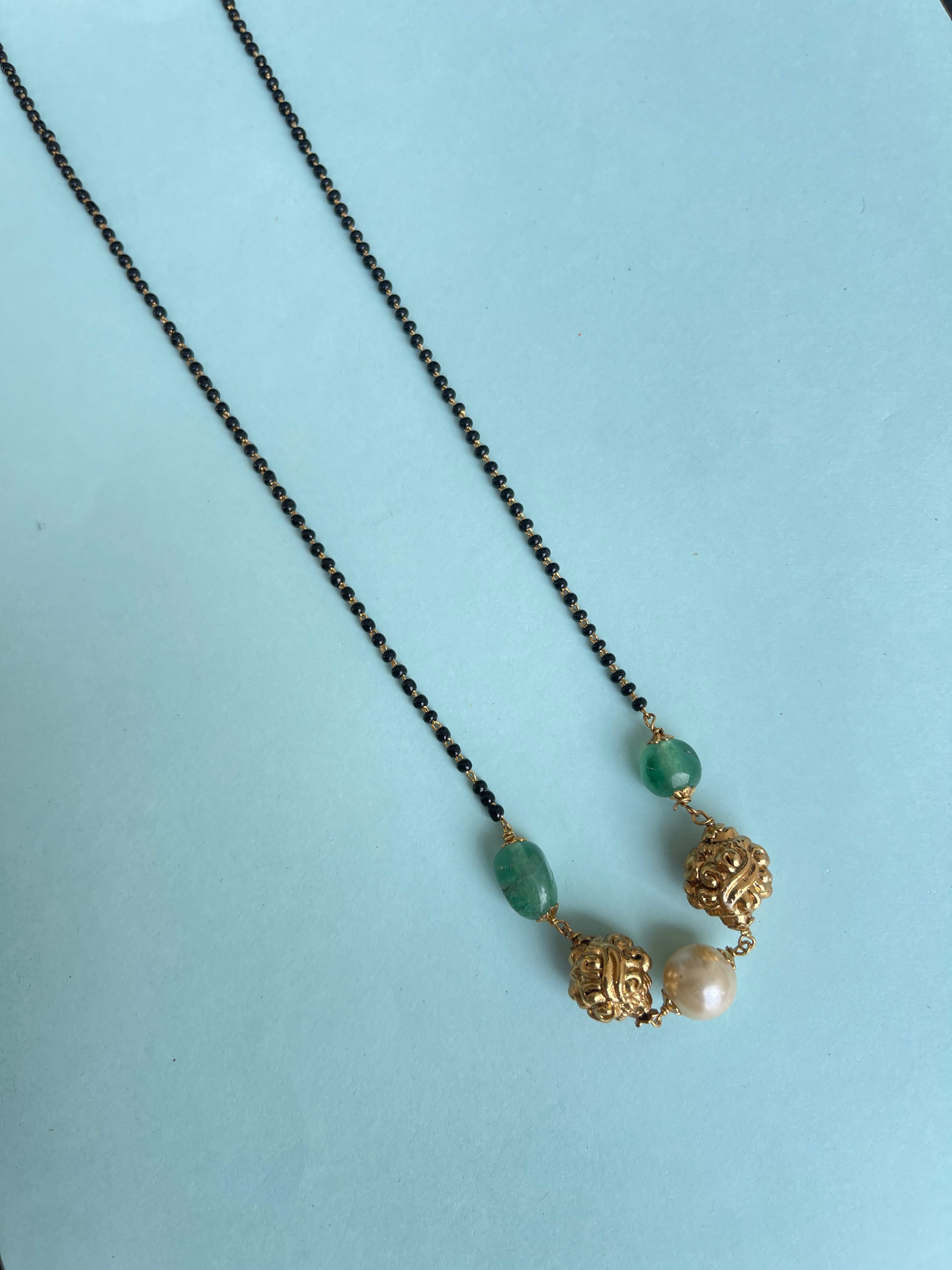 Single line nakshi balls short blackbeads