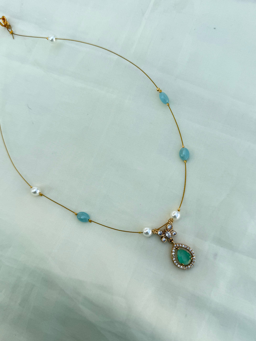 Ns0022 butterfly invisible chain