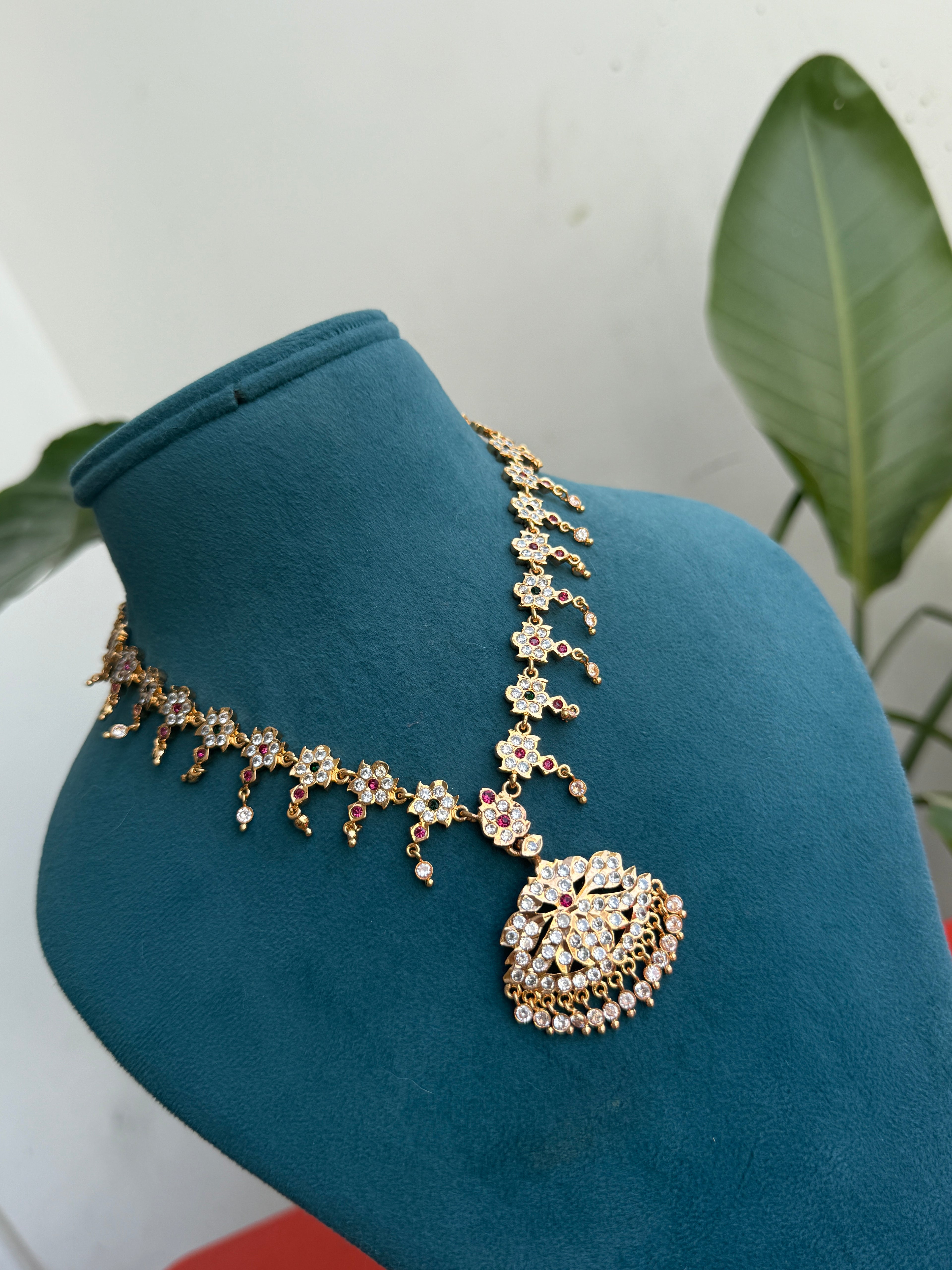 Ph129 panchaloham multi neck set