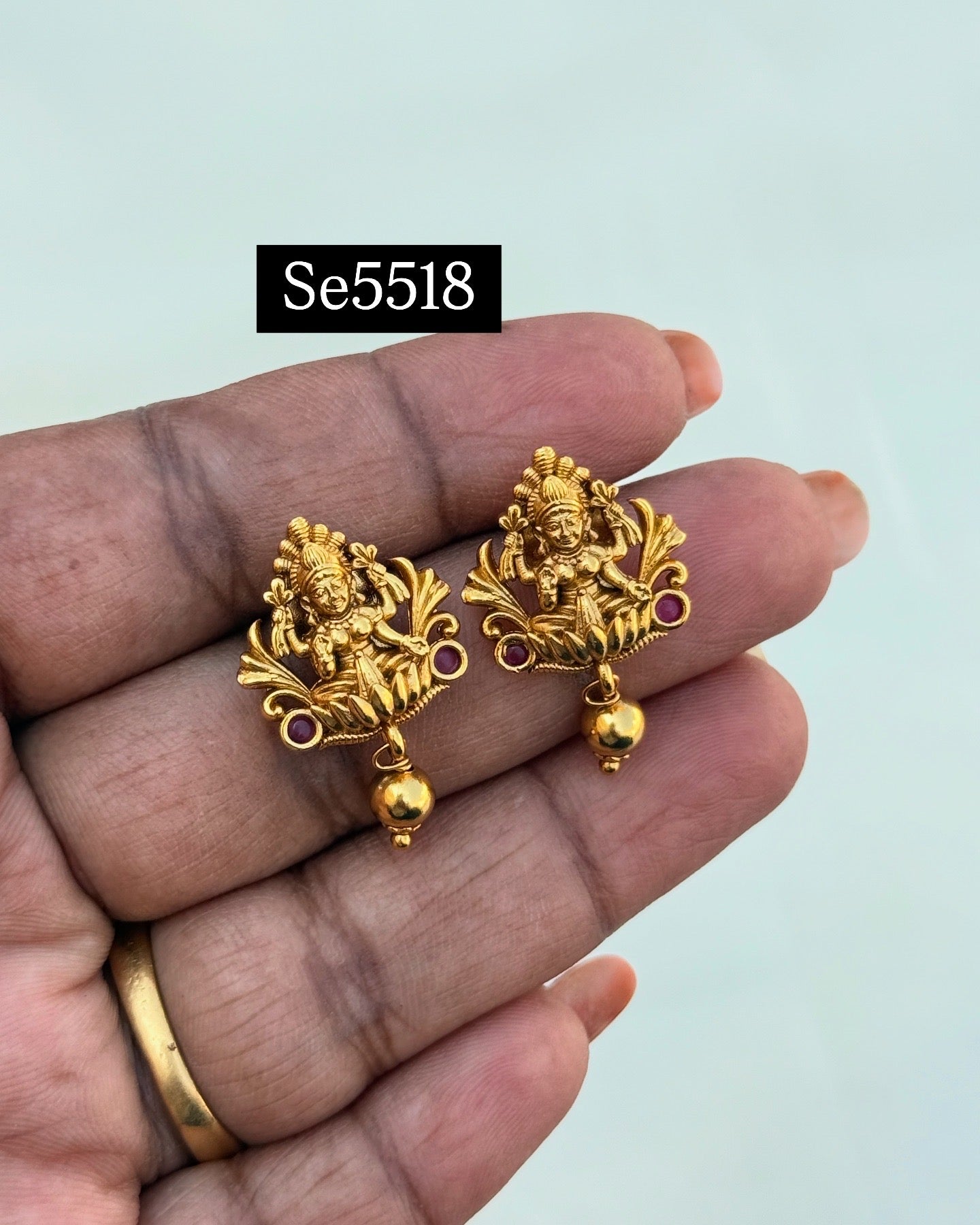 250/- sale earrings