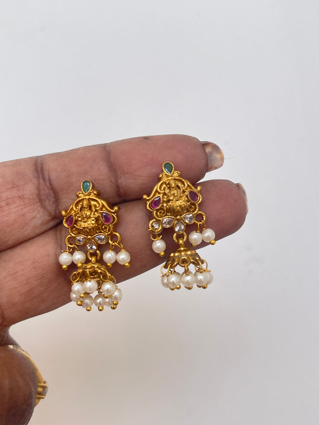 Lakshmi devi small butta with pearls Er2010