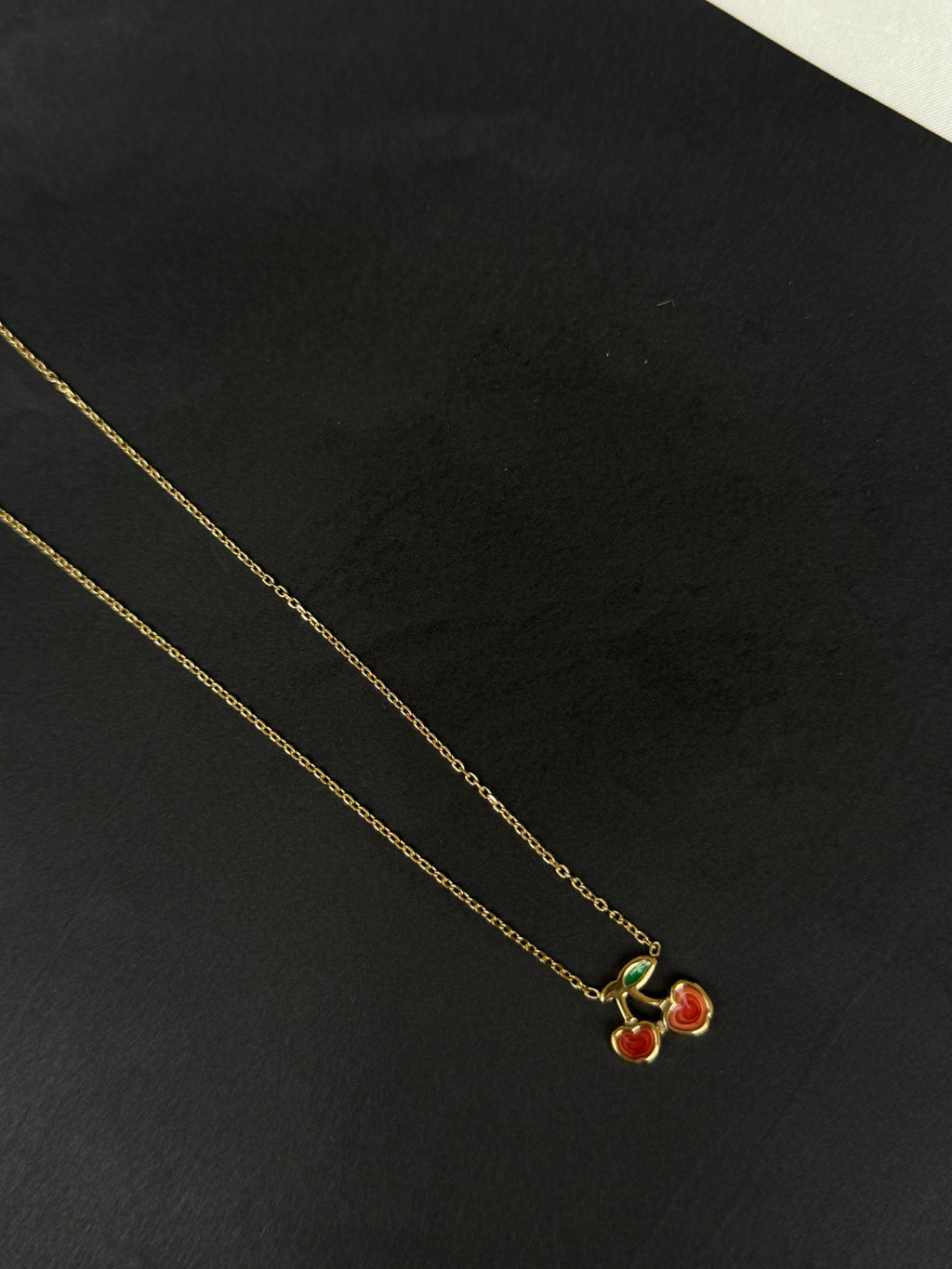 Dc010 cherry daily wear chain