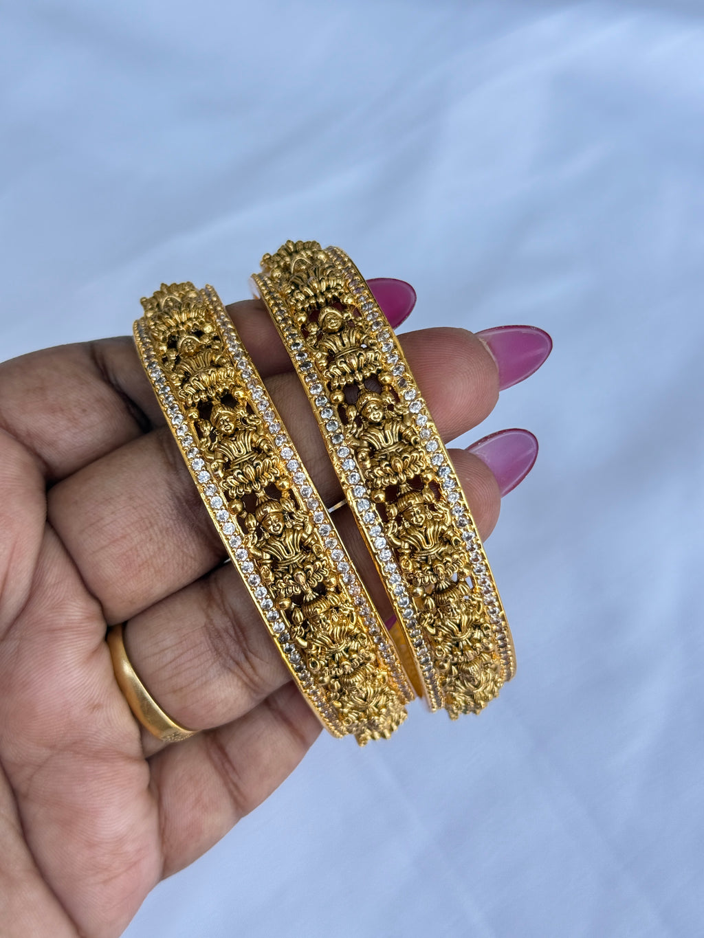 Sb101 Lakshmi Devi broad bangles