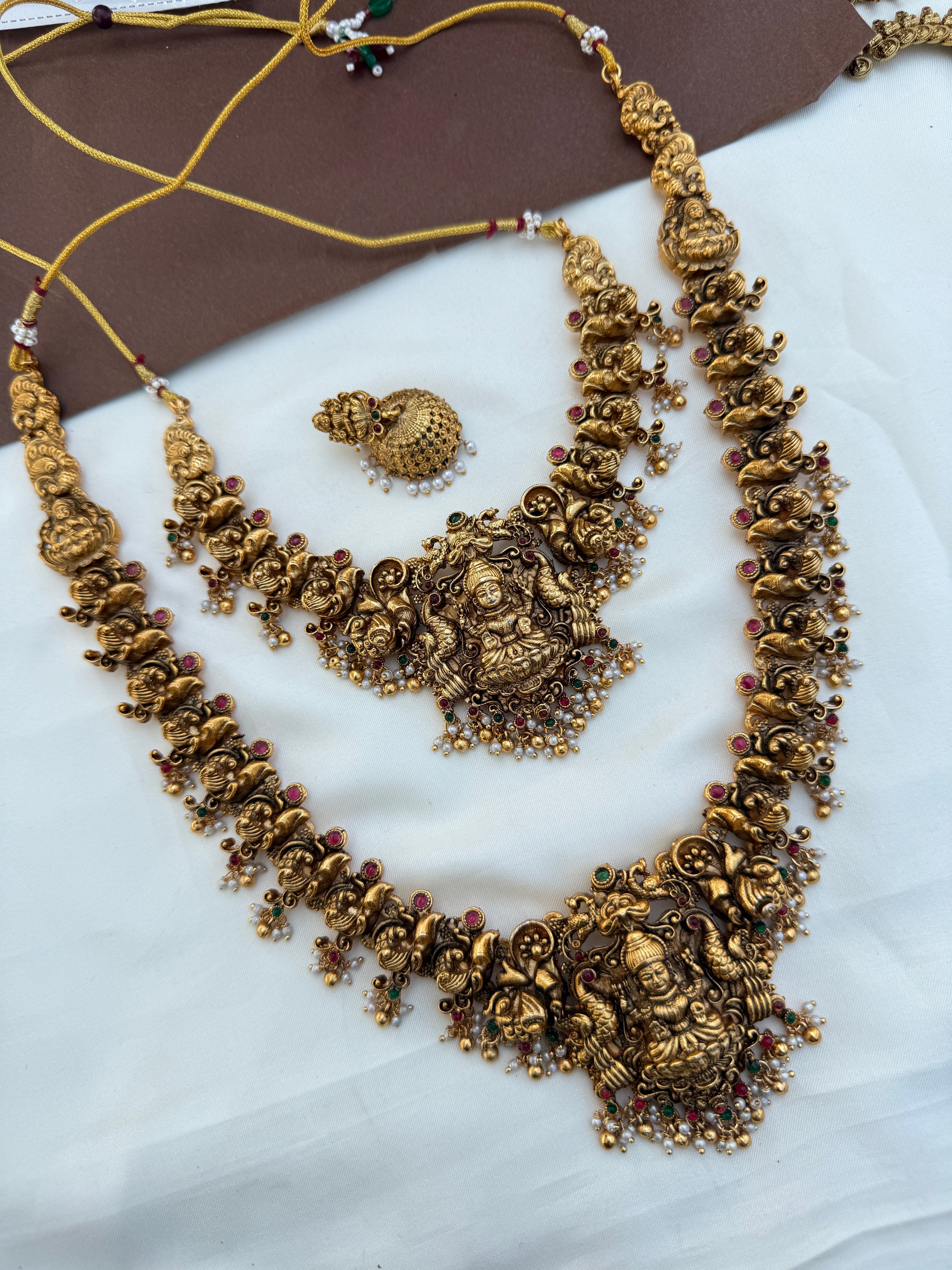 Bs252 lakshmi devi bridal set