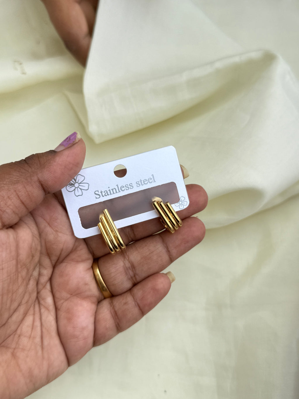 Er025 anti-tarnish 3 lines Hoops Earrings