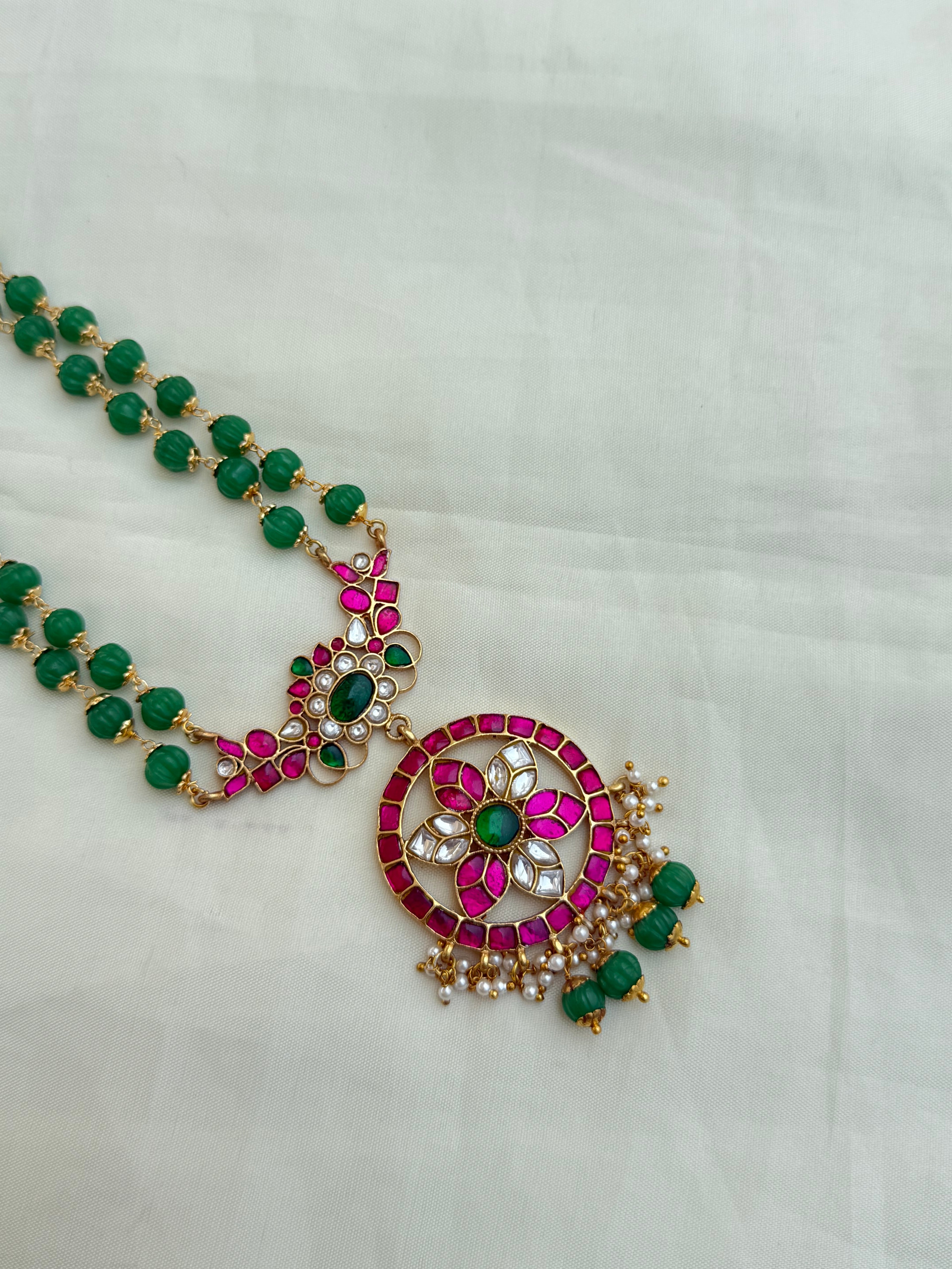 Jk008 2 lines pumpkin beads with jadau Kundan pendant