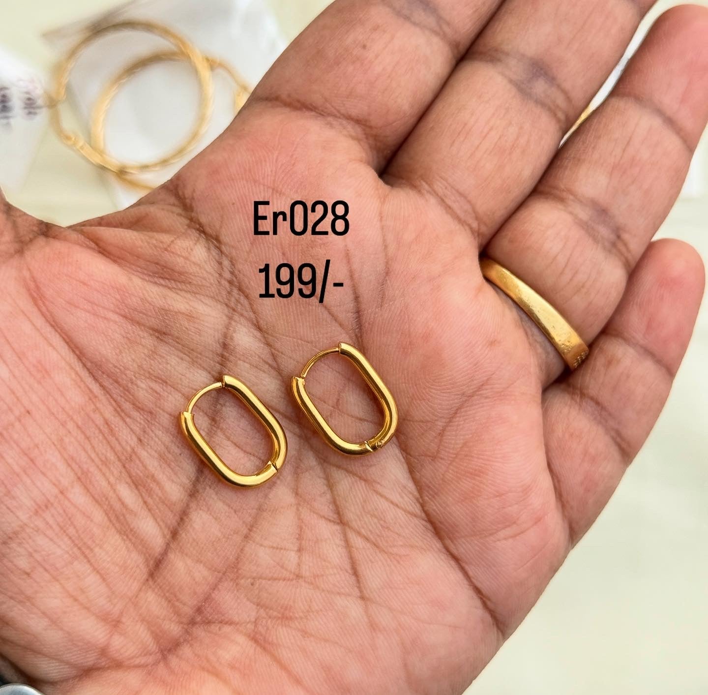 Daily wear Anti-tarnish hoops(color won't fade