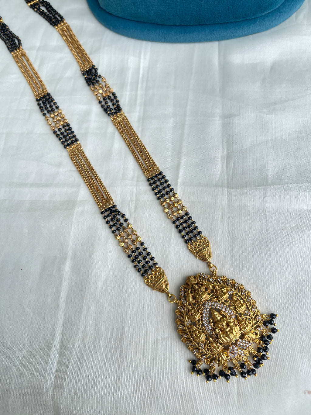 4 lines long blackbeads 22-24 inches approximately bb 1613