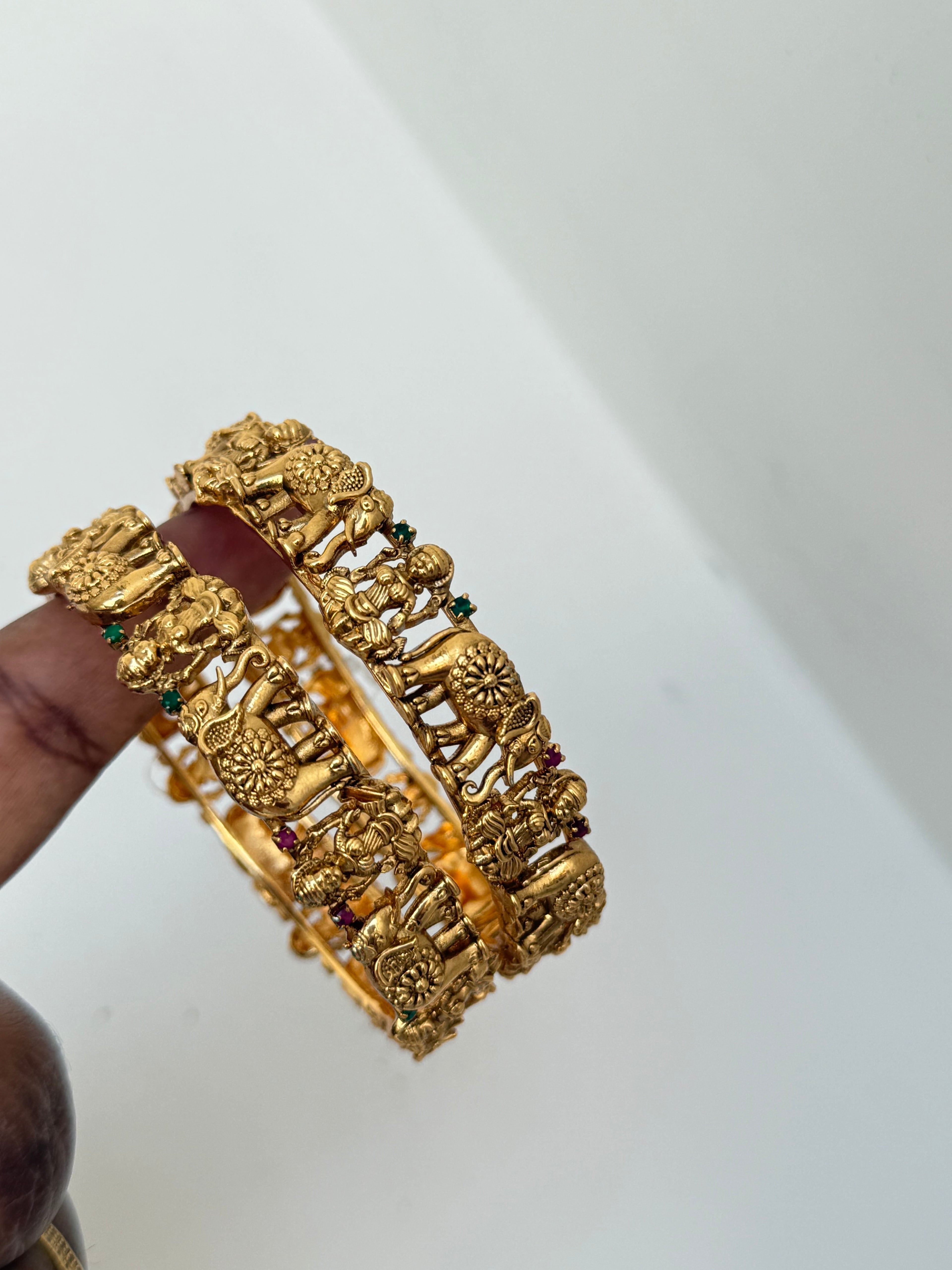 Sb002 elephant Lakshmi Devi bangles