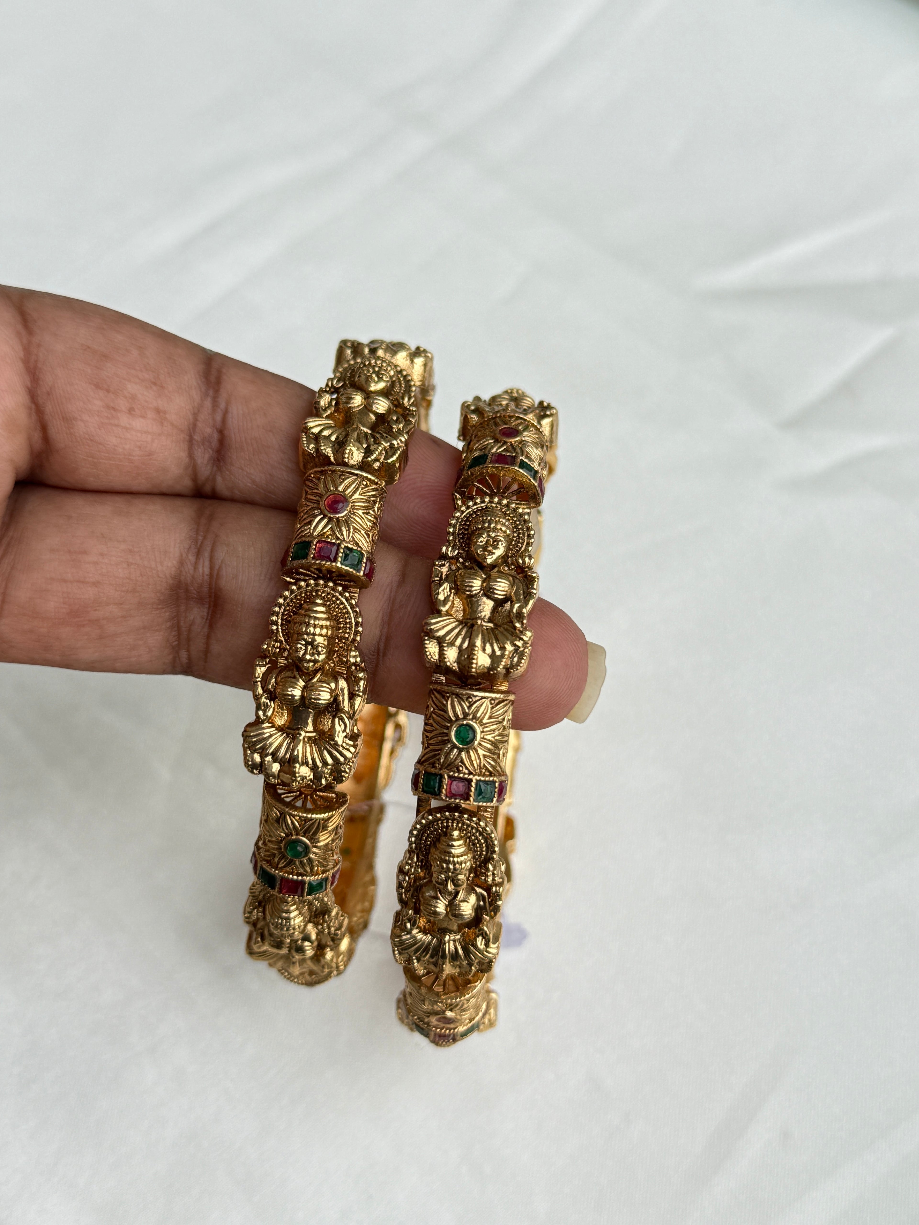 Sb109 Lakshmi Devi 2-12 size bangles