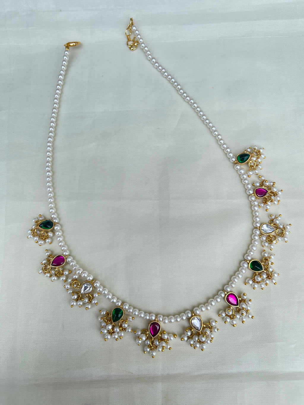 Pearl chain with jadau Kundan small pendant