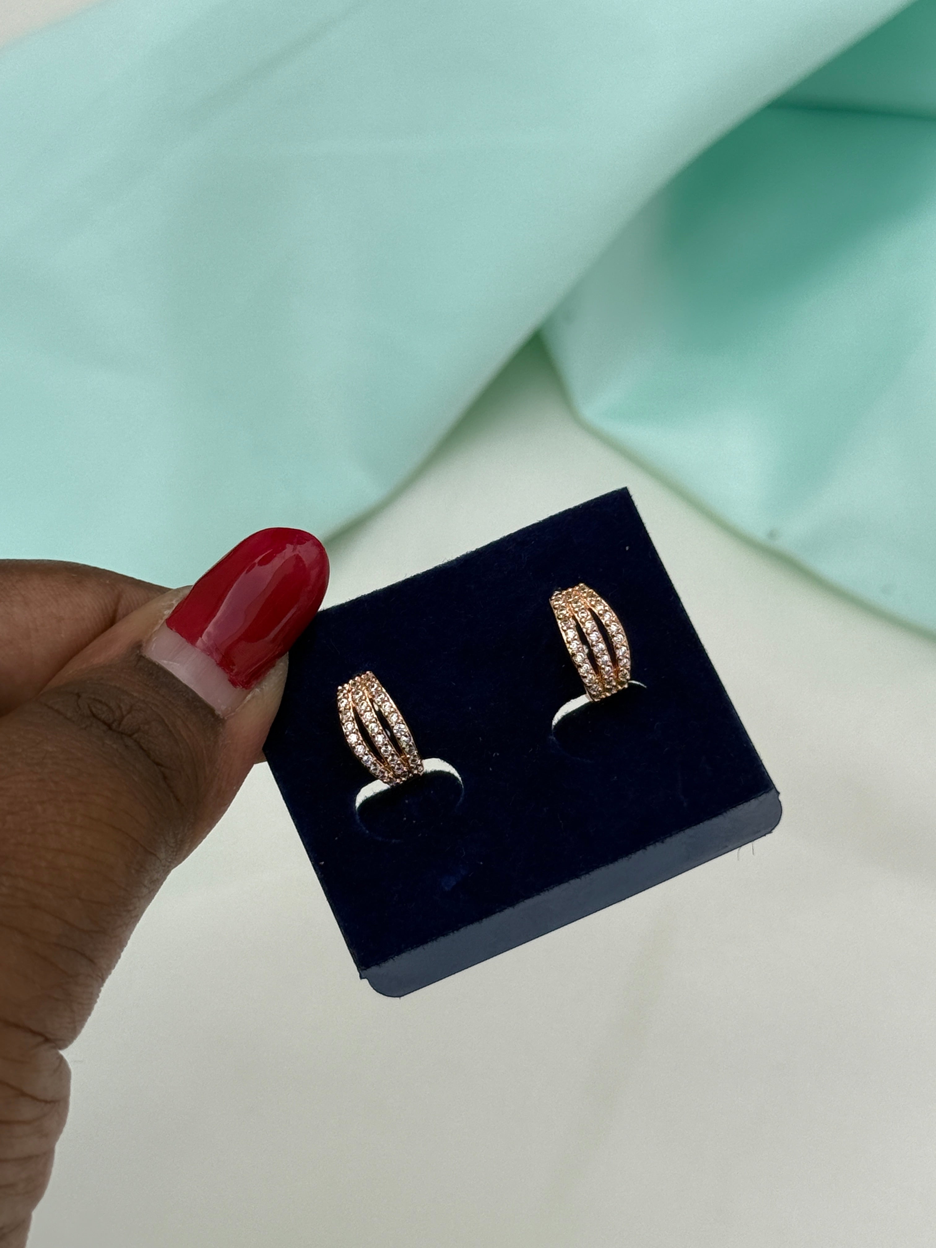 St061 anti tarnish hoops earrings