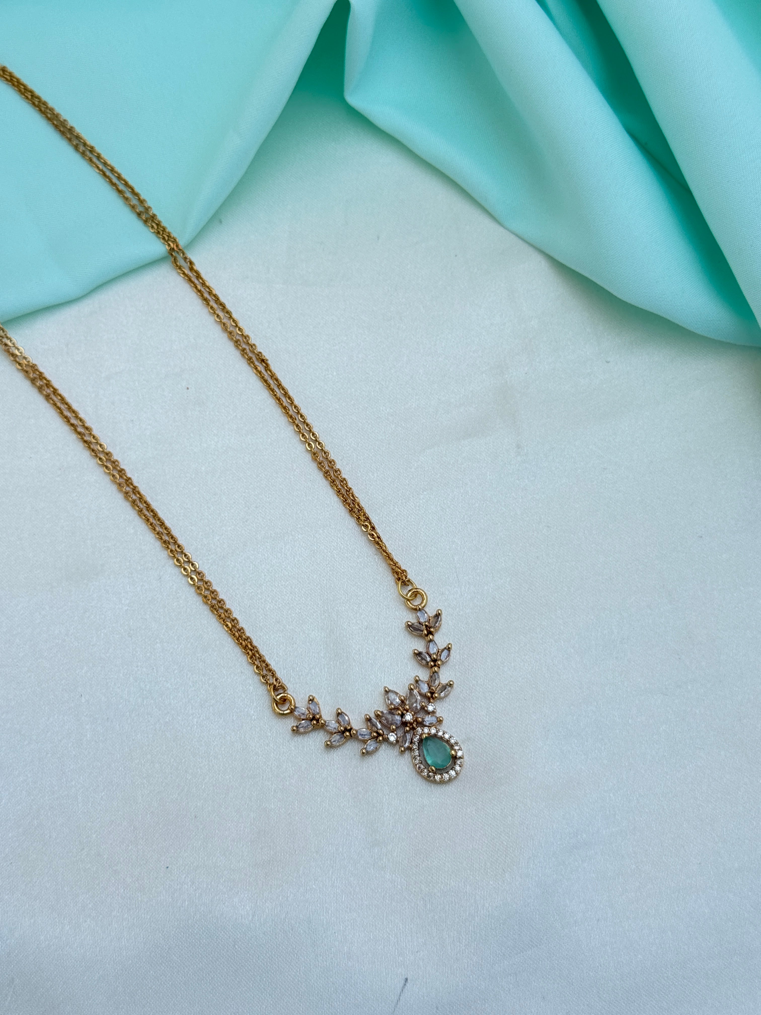 Ns772 2 lines flower drop simple neckset