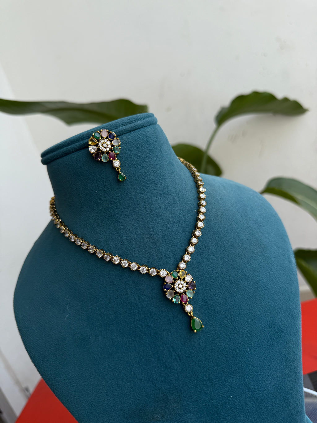 NS431 Multi neckset with earrings
