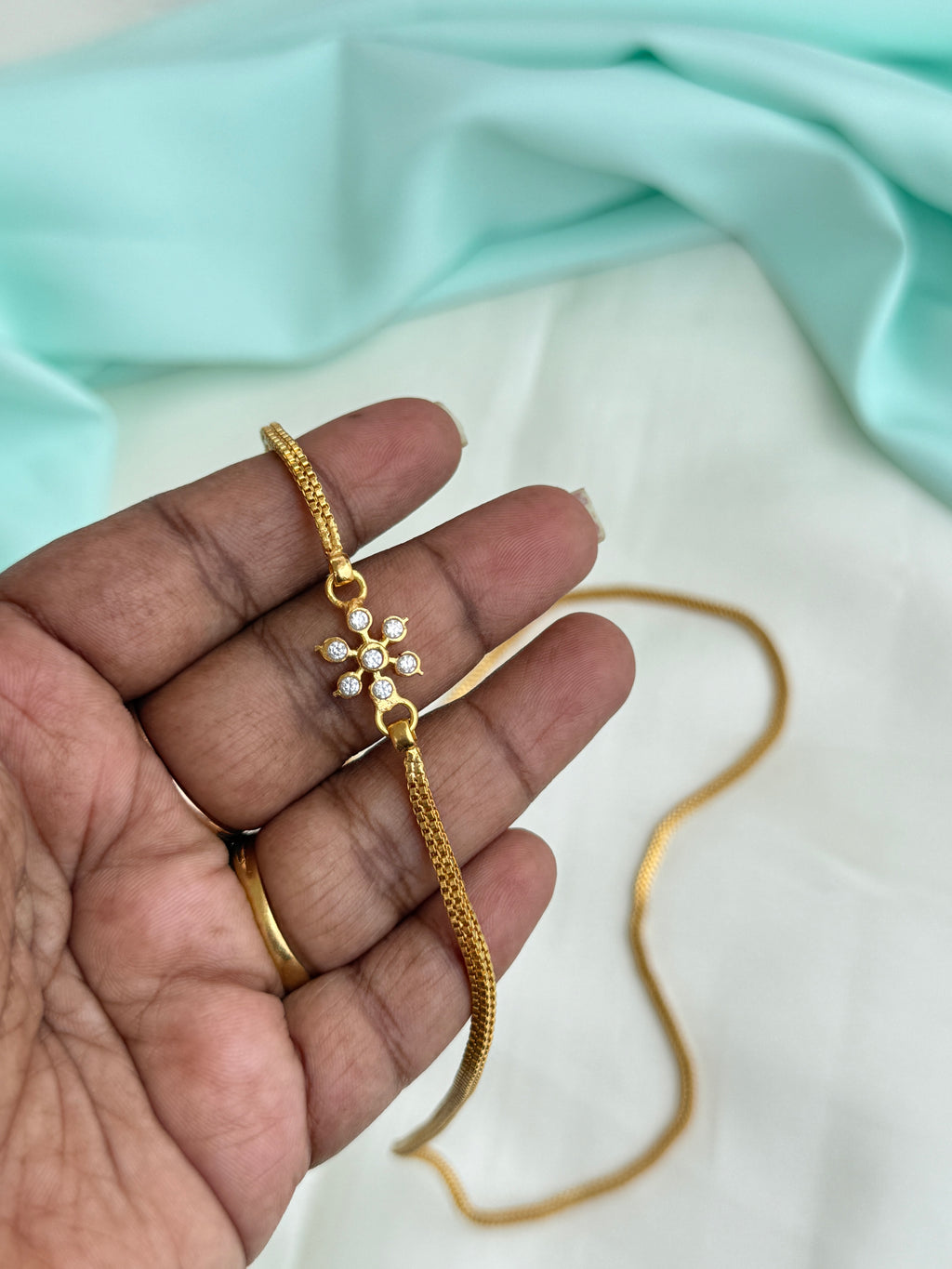 Ph414 panchaloham polished flower 25 inches thali chains